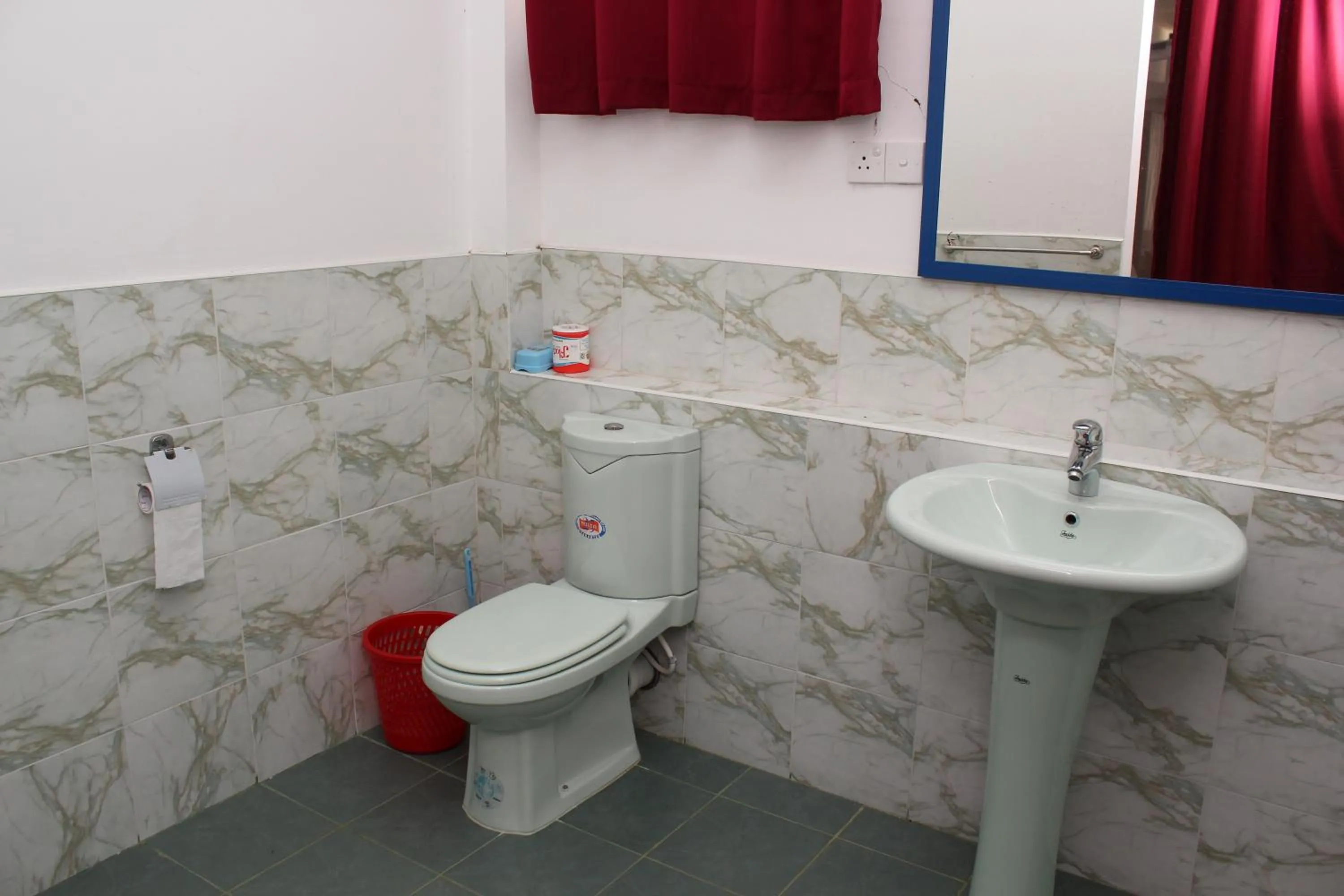 Bathroom in Paradise Beach Resort & Diving school