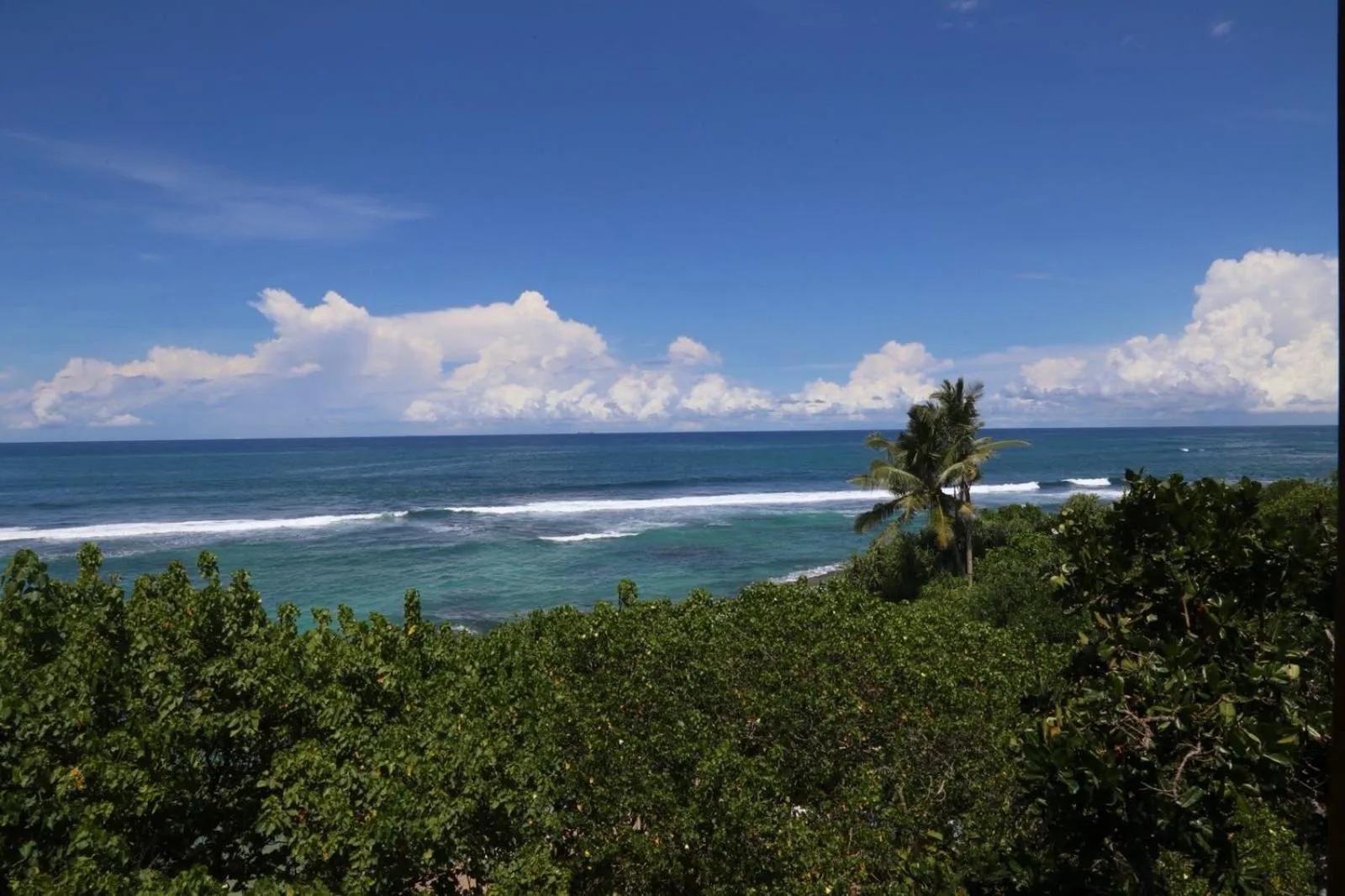 Sea view in Paradise Beach Resort & Diving school