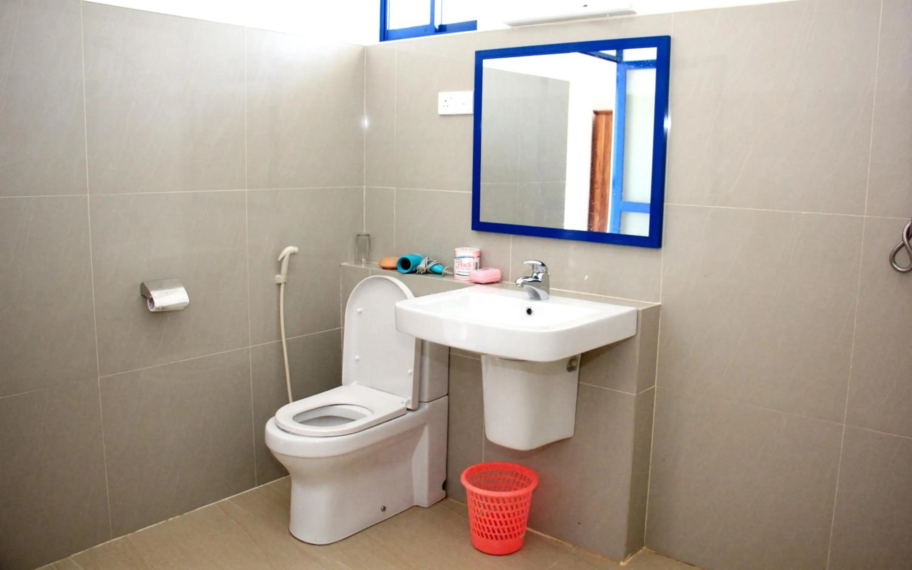 Bathroom in Paradise Beach Resort & Diving school