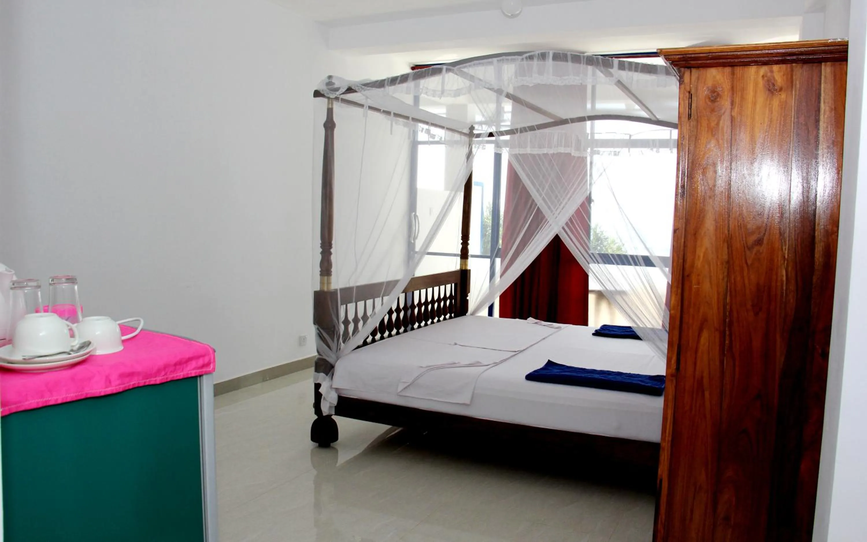 Photo of the whole room, Bed in Paradise Beach Resort & Diving school