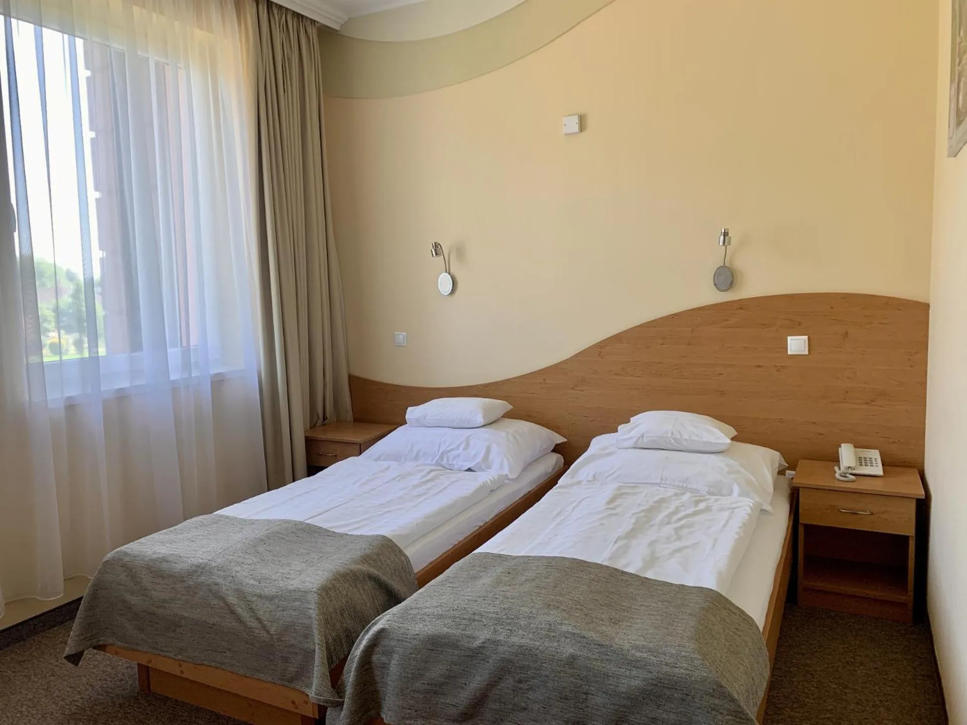 Bedroom, Bed in Granada Conference, Wellness and Sport Hotel