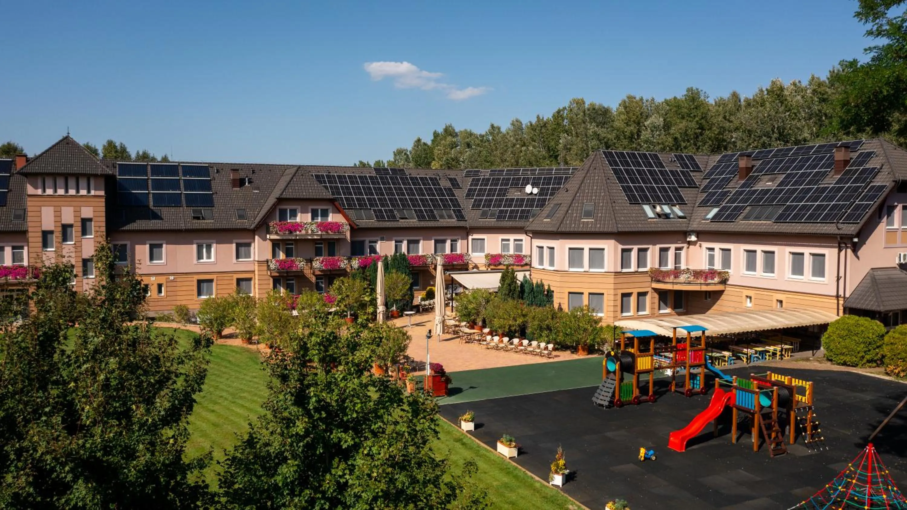 Property building in Granada Conference, Wellness and Sport Hotel