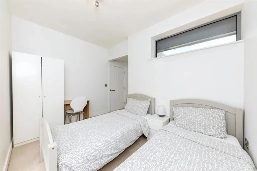 Bedroom, Bed in Modern City Centre House with Free Parking