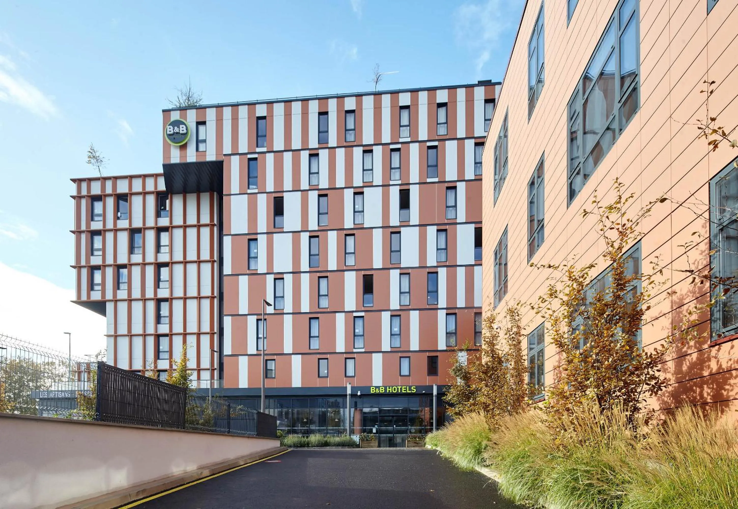 Property building in B&B HOTEL Argenteuil