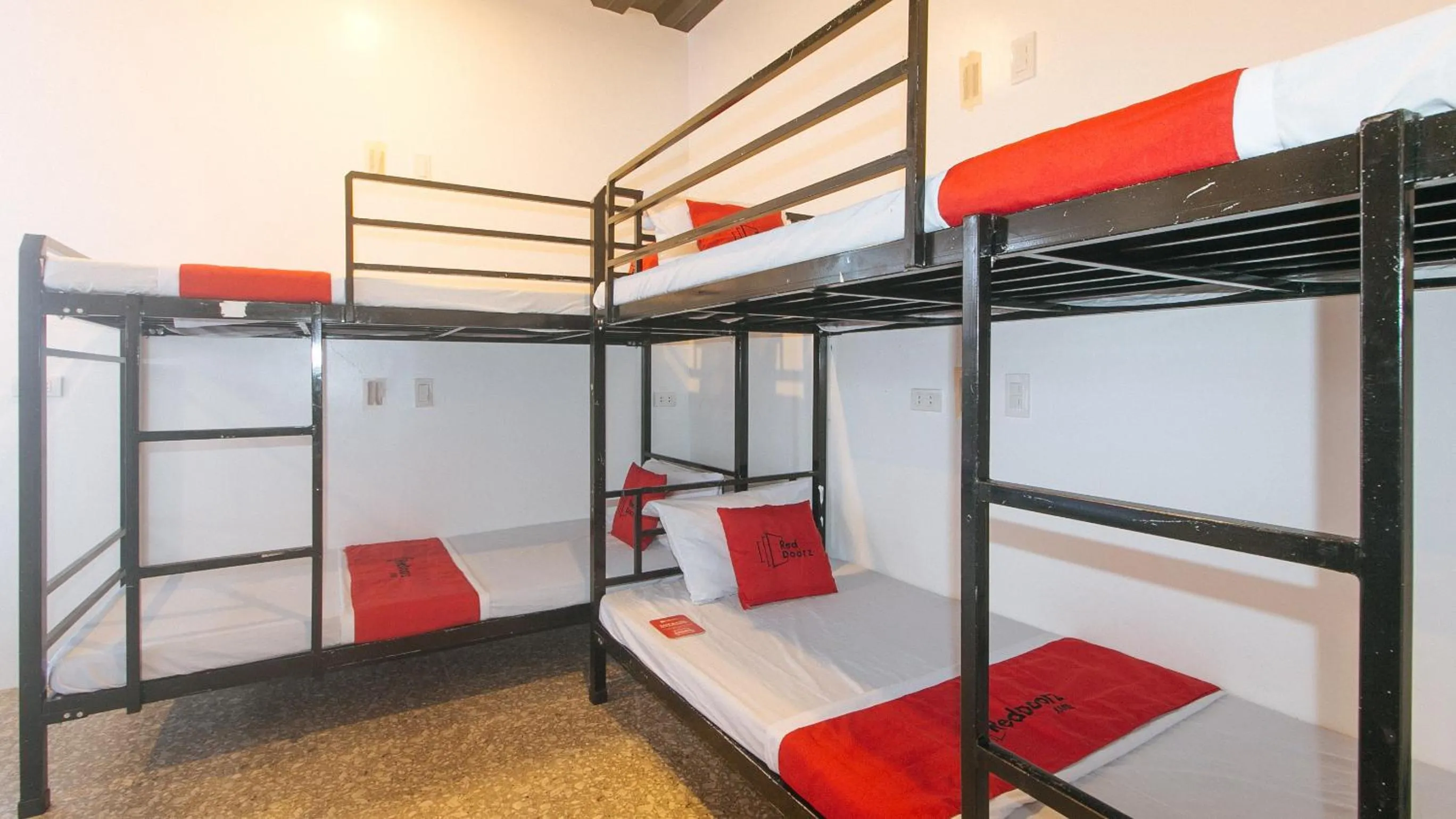 bunk bed, Bed in RedDoorz near LRT 2 Antipolo Station
