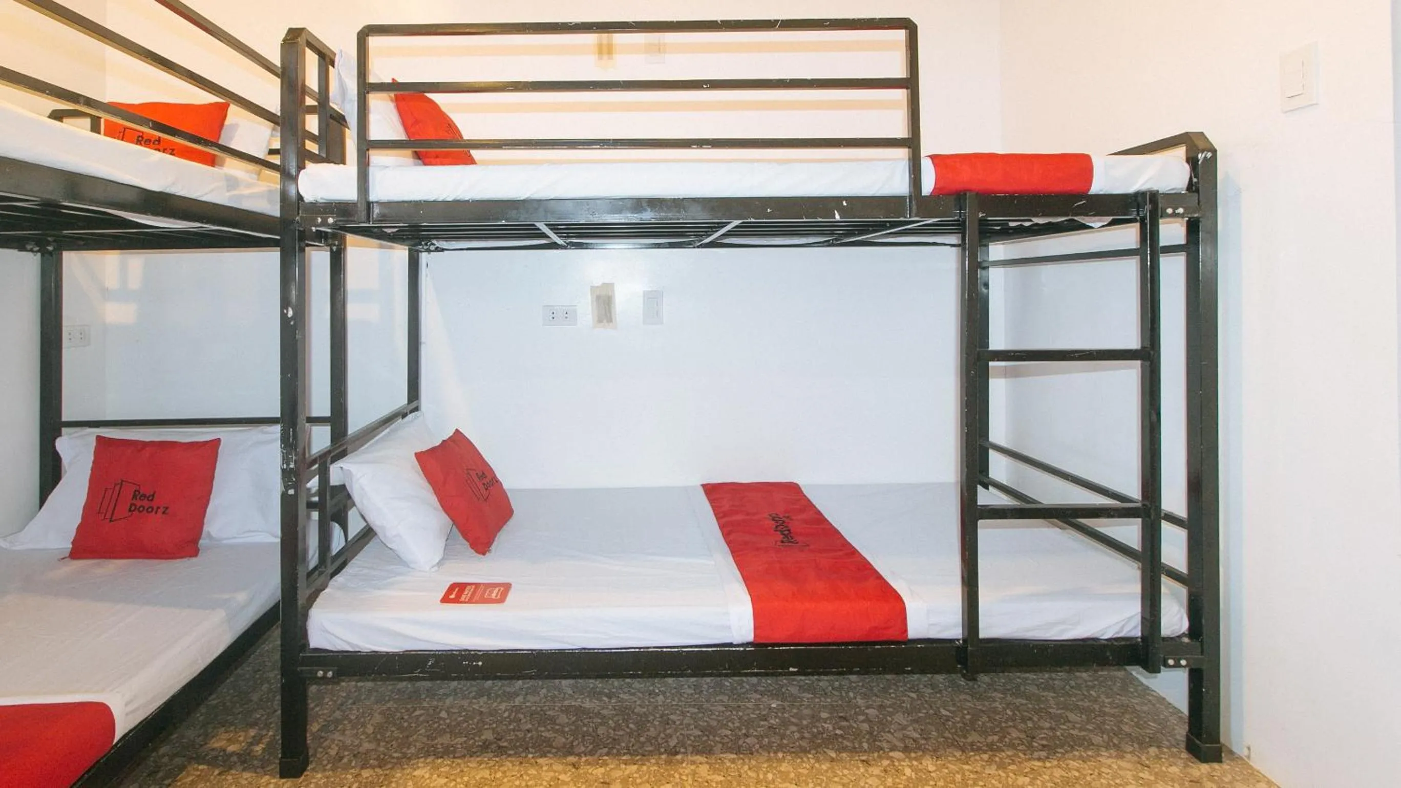 bunk bed, Bed in RedDoorz near LRT 2 Antipolo Station