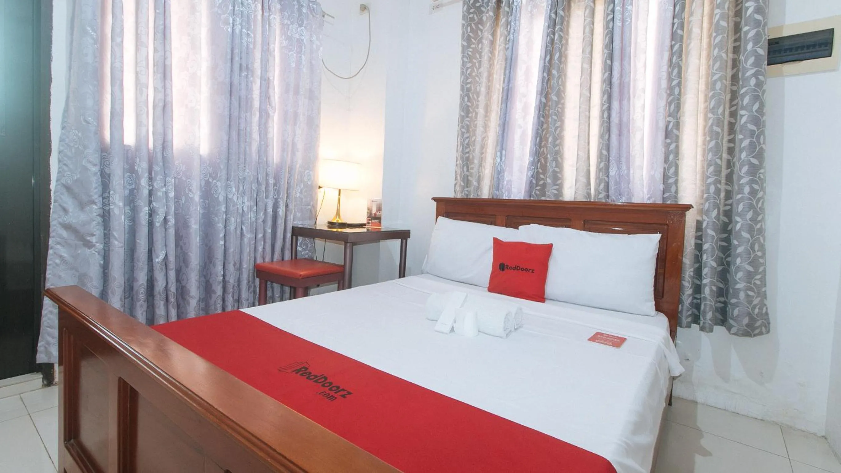 Bedroom, Bed in RedDoorz near LRT 2 Antipolo Station