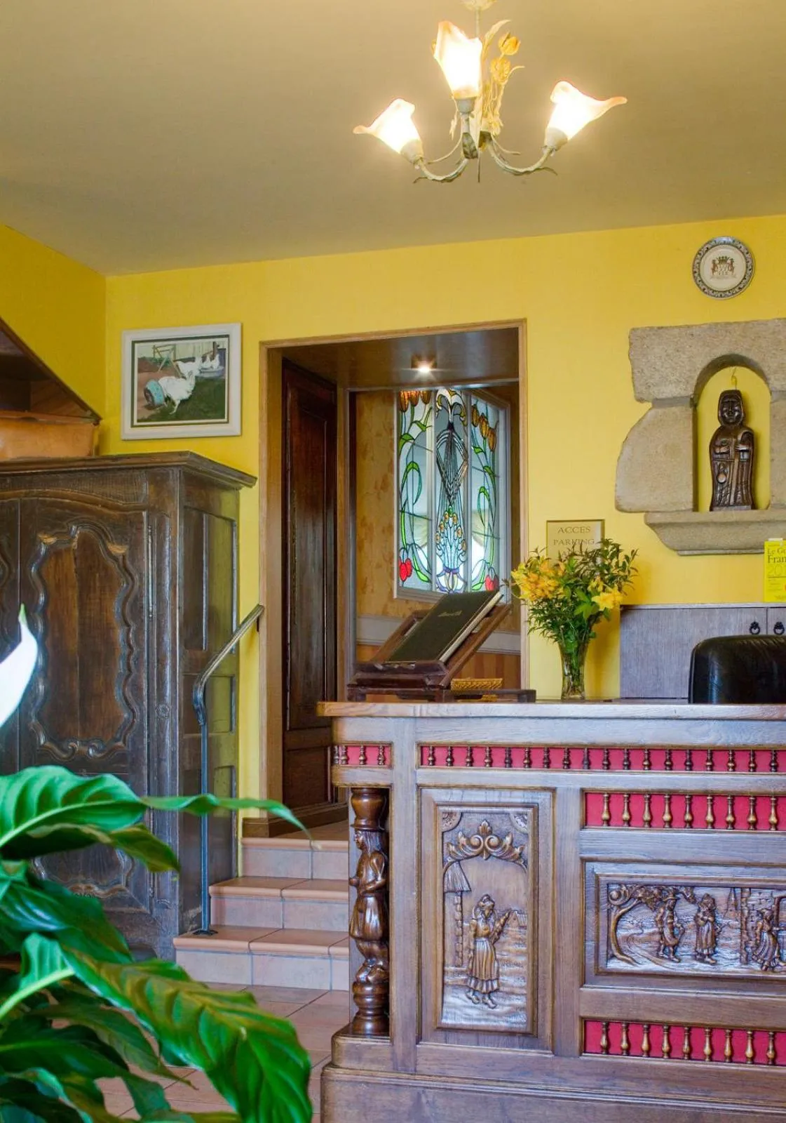 Lobby or reception in Au Relais du Porhoet