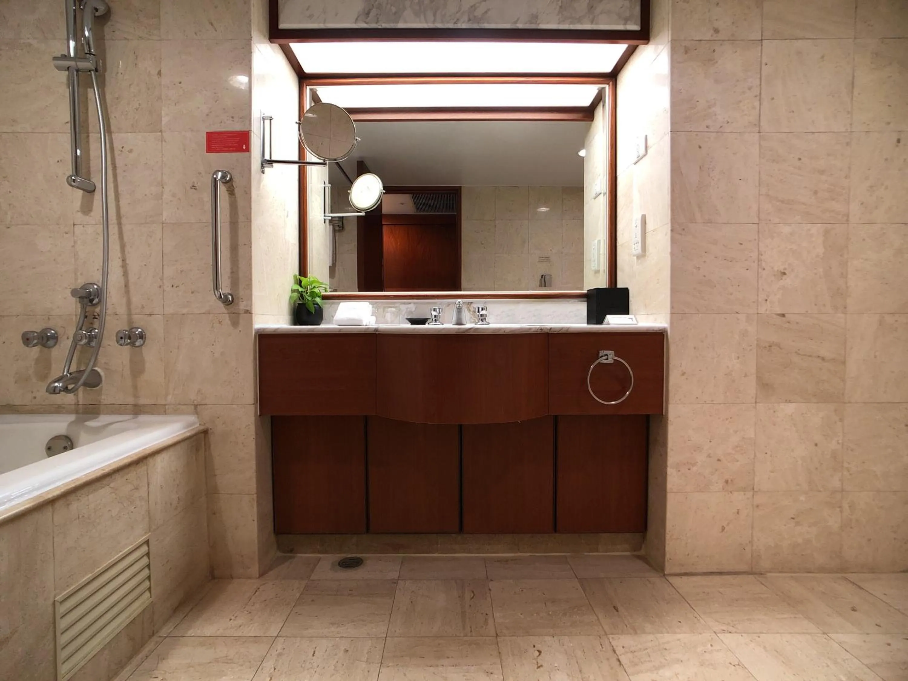 Photo of the whole room in Evergreen Laurel Hotel - Taichung