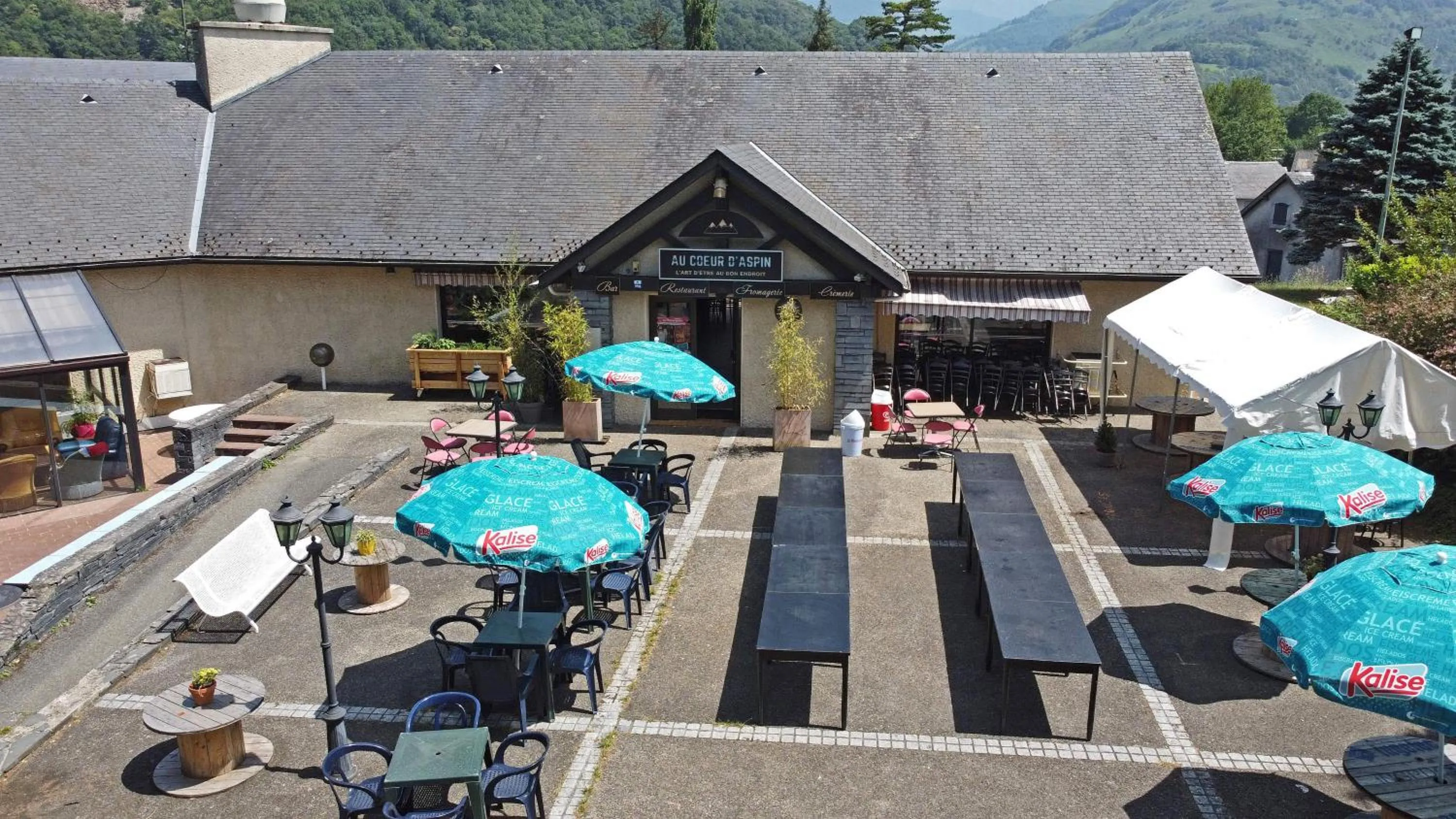 Pool View in Les Gentianes