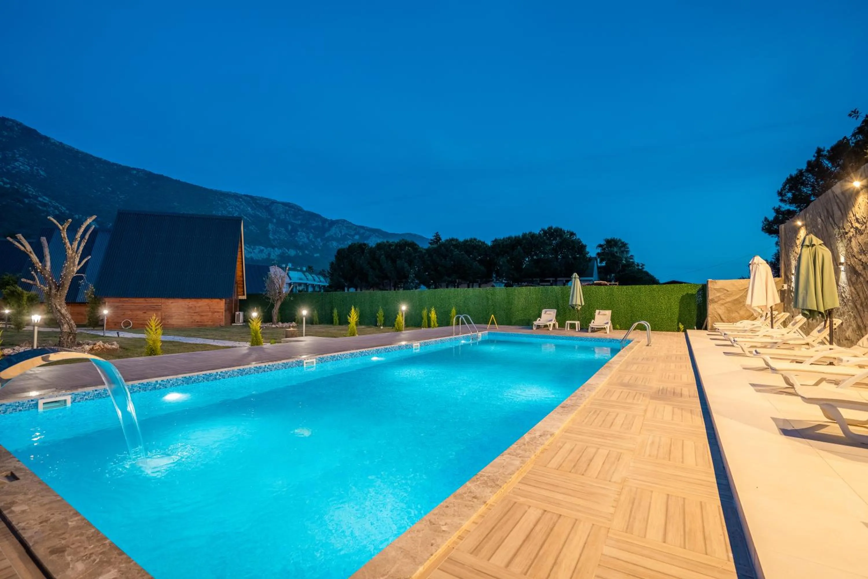 Swimming pool in Karaöz Sapphire Bungalows
