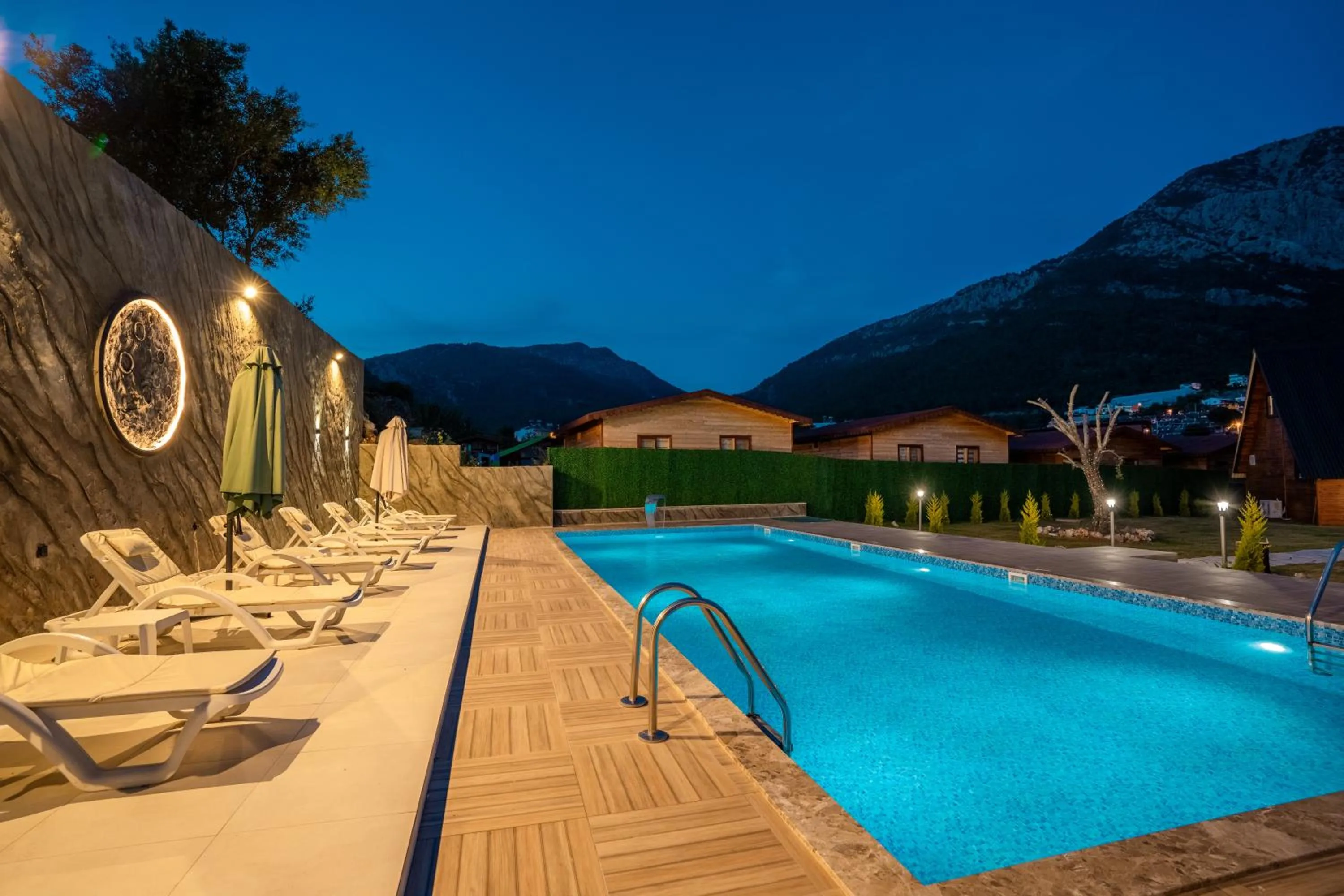 Swimming pool in Karaöz Sapphire Bungalows