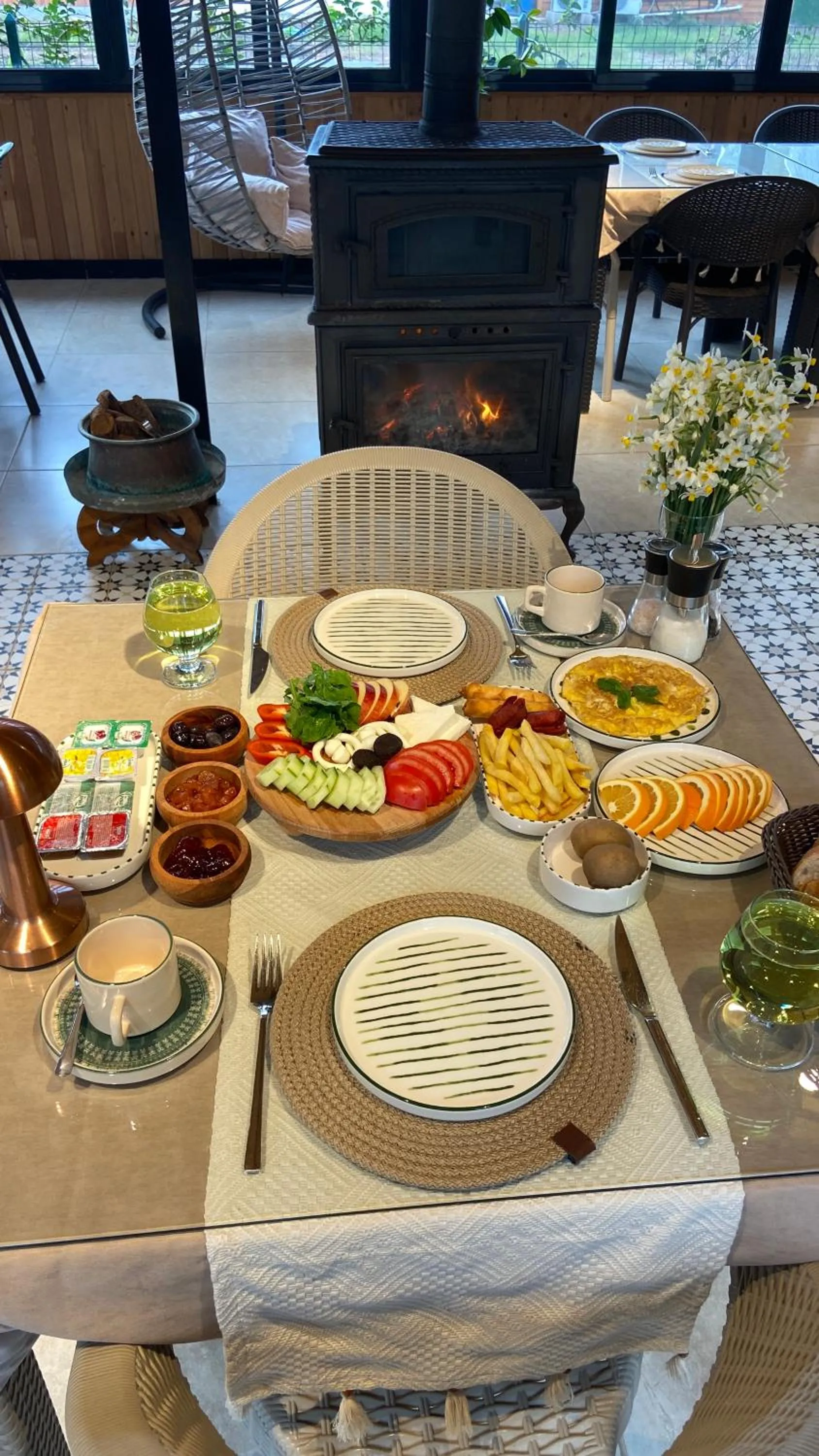 Breakfast in Karaöz Sapphire Bungalows