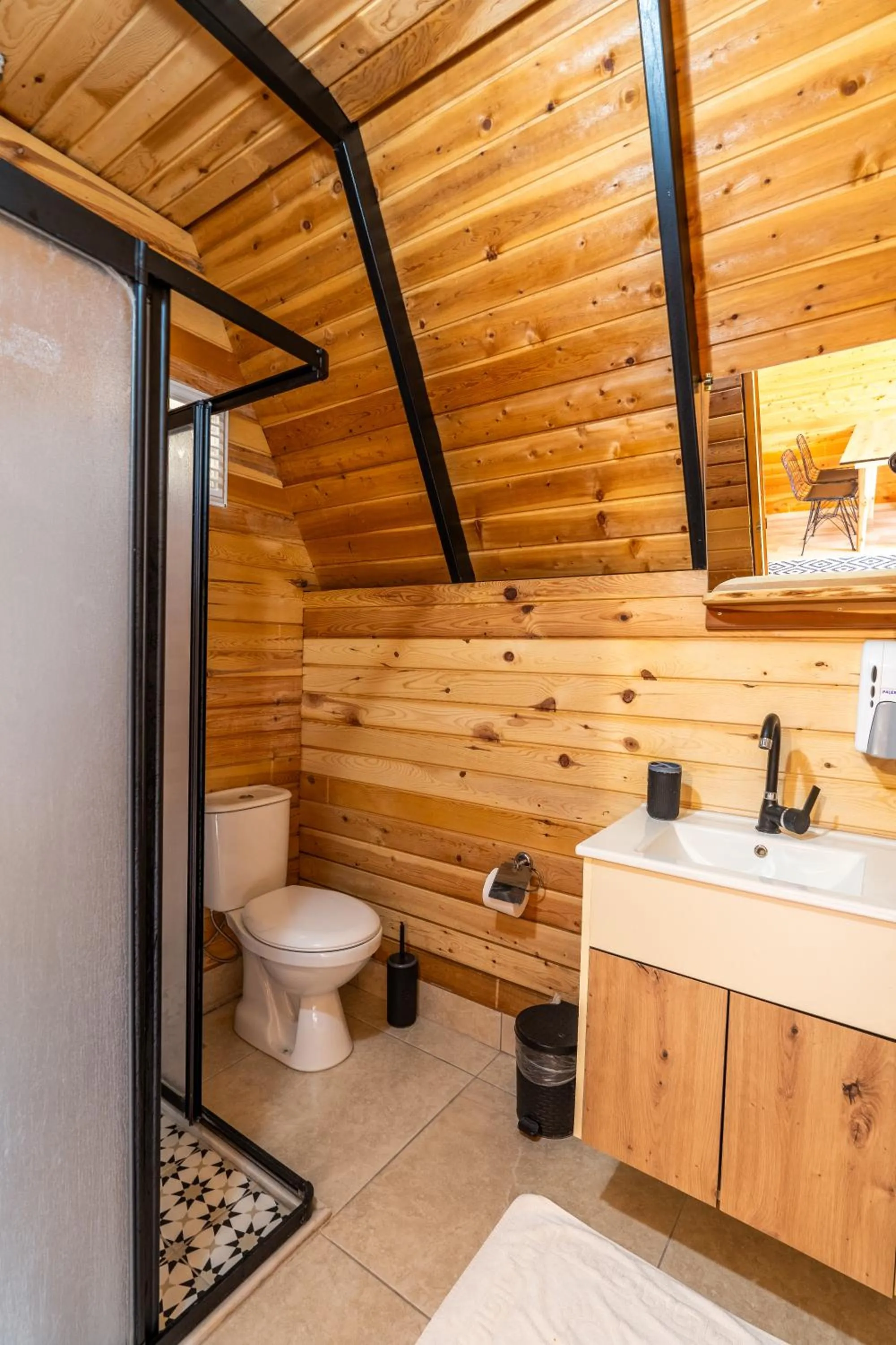 Bathroom in Karaöz Sapphire Bungalows