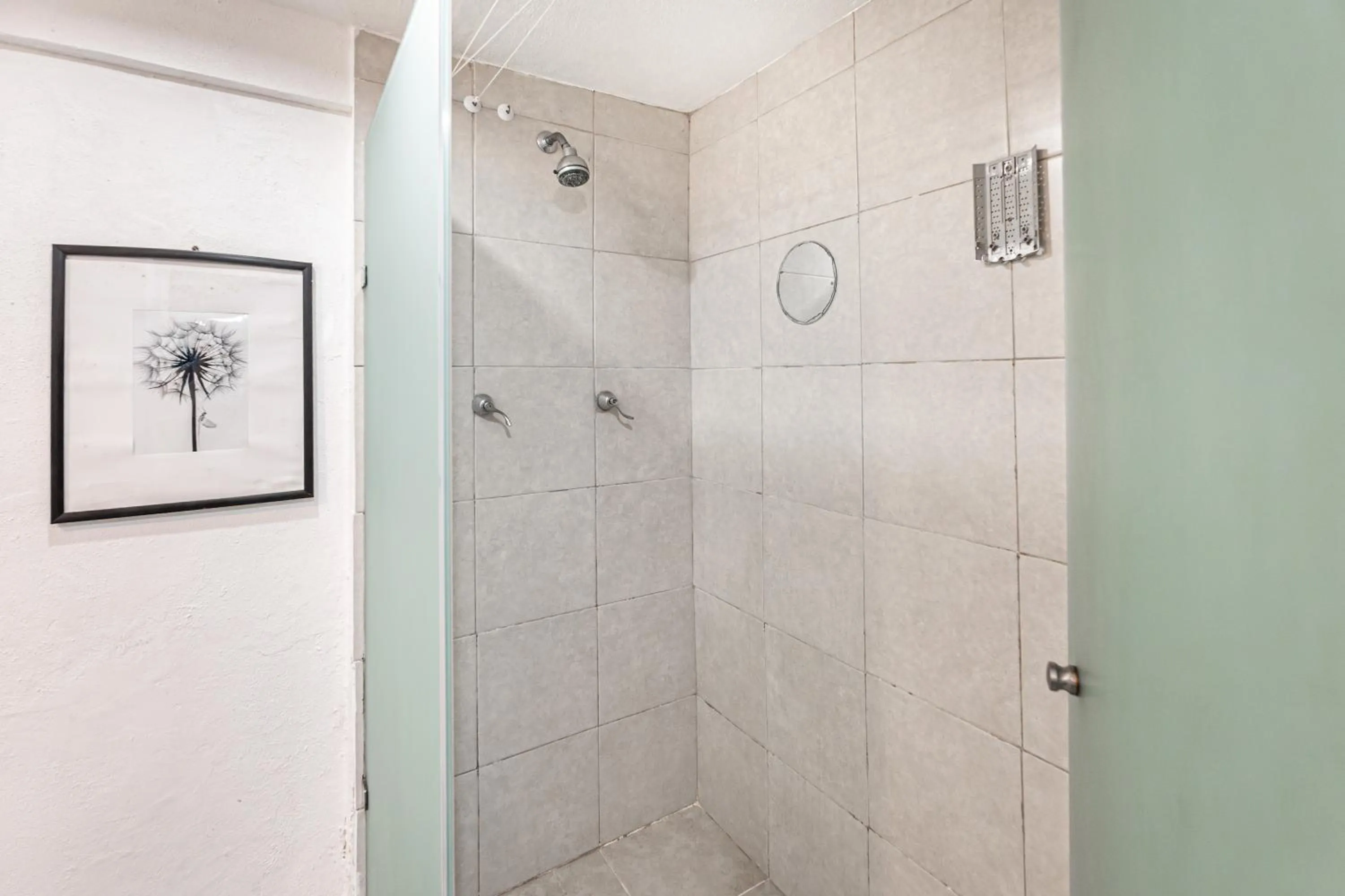 Shower in Sole & Mare by Andiani Travel