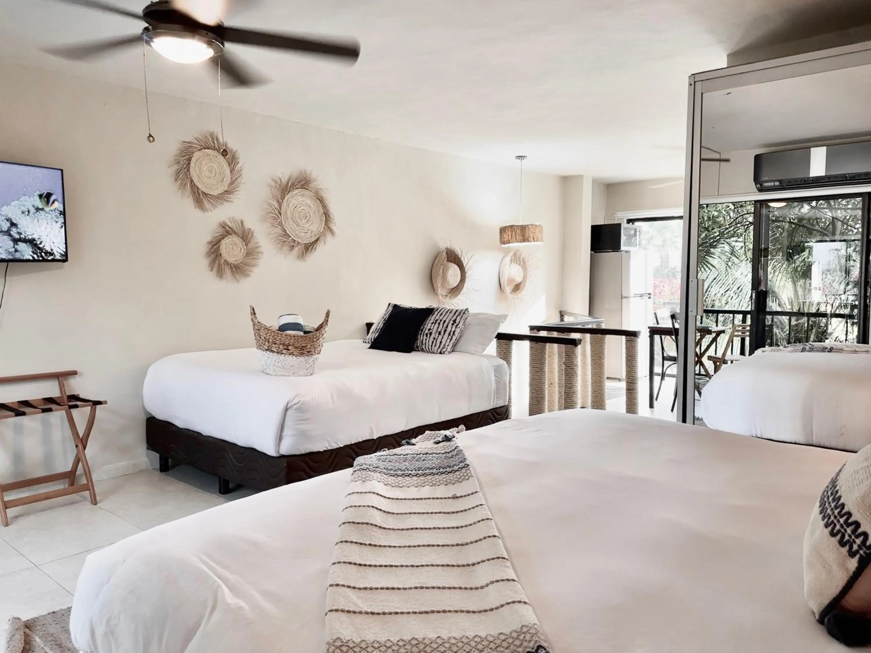 Bed in Sole & Mare by Andiani Travel