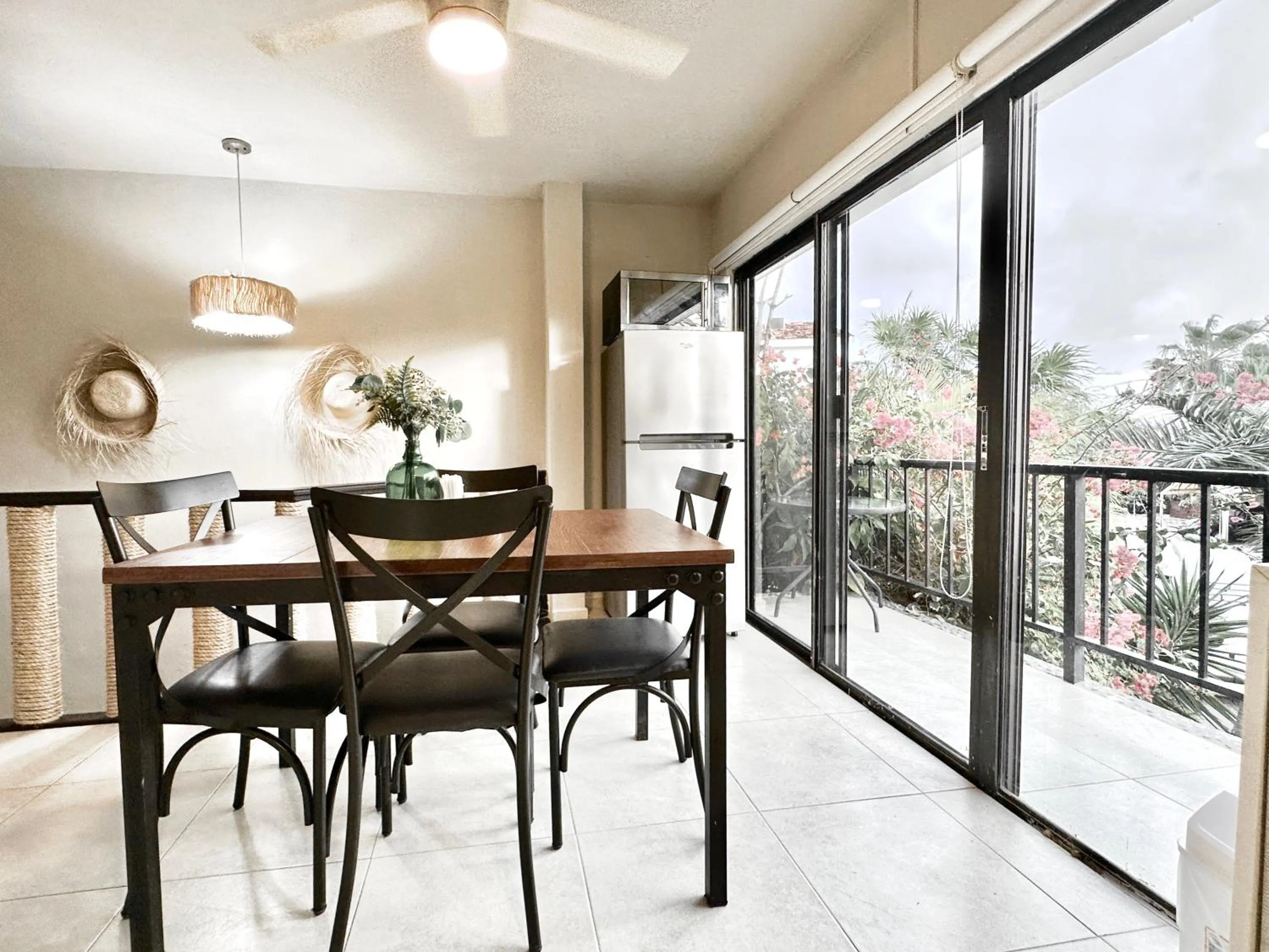 Sole & Mare by Andiani Travel