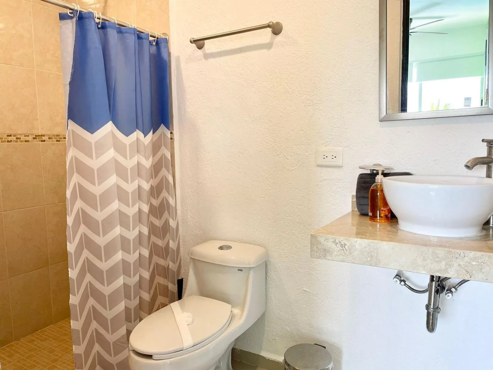 Shower in Yikal Suites by Andiani Travel