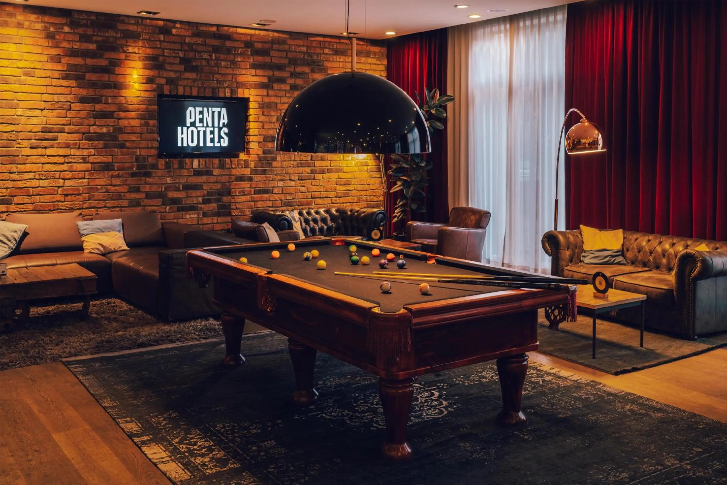 Lounge or bar in Pentahotel Leipzig