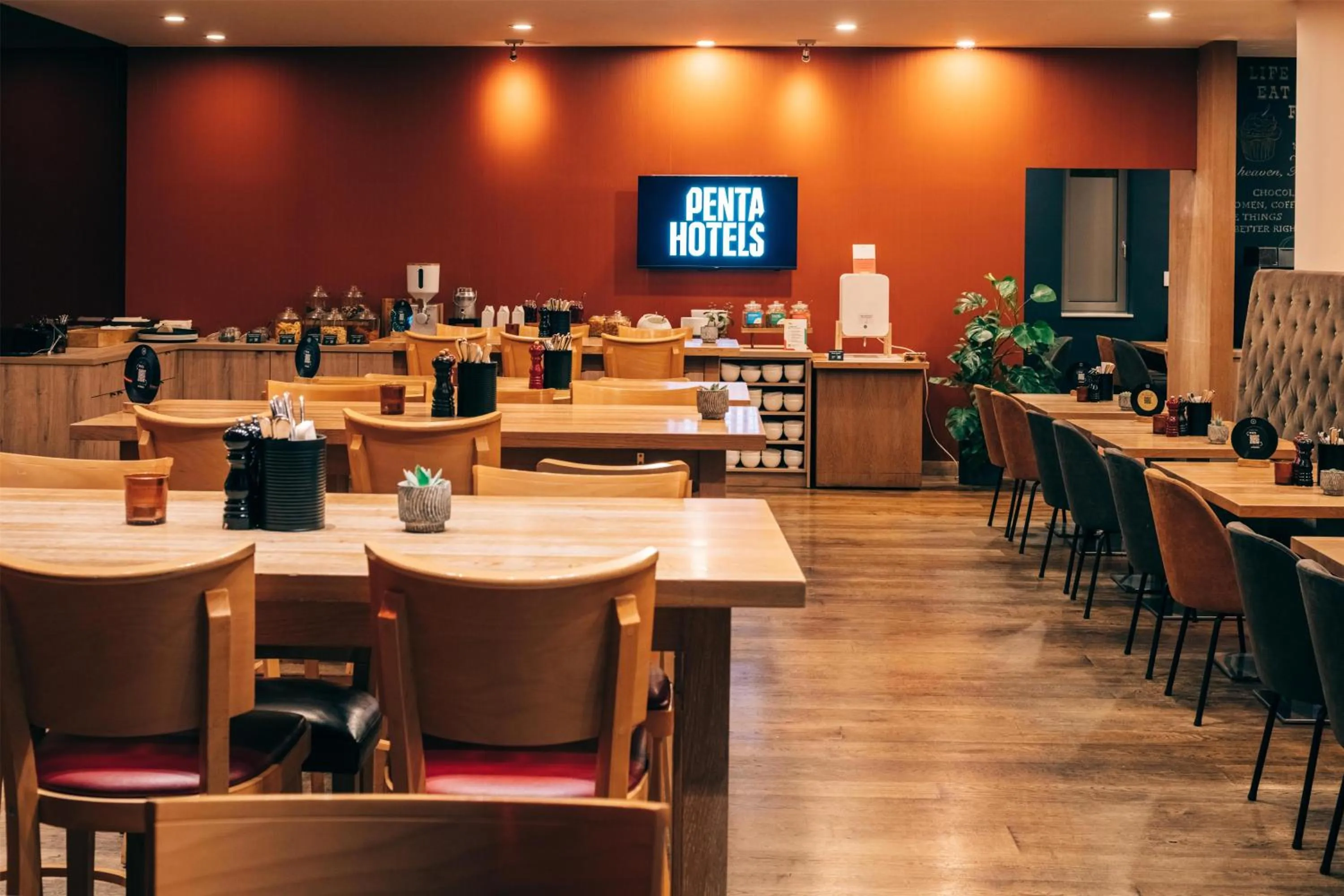 Restaurant/places to eat in Pentahotel Leipzig