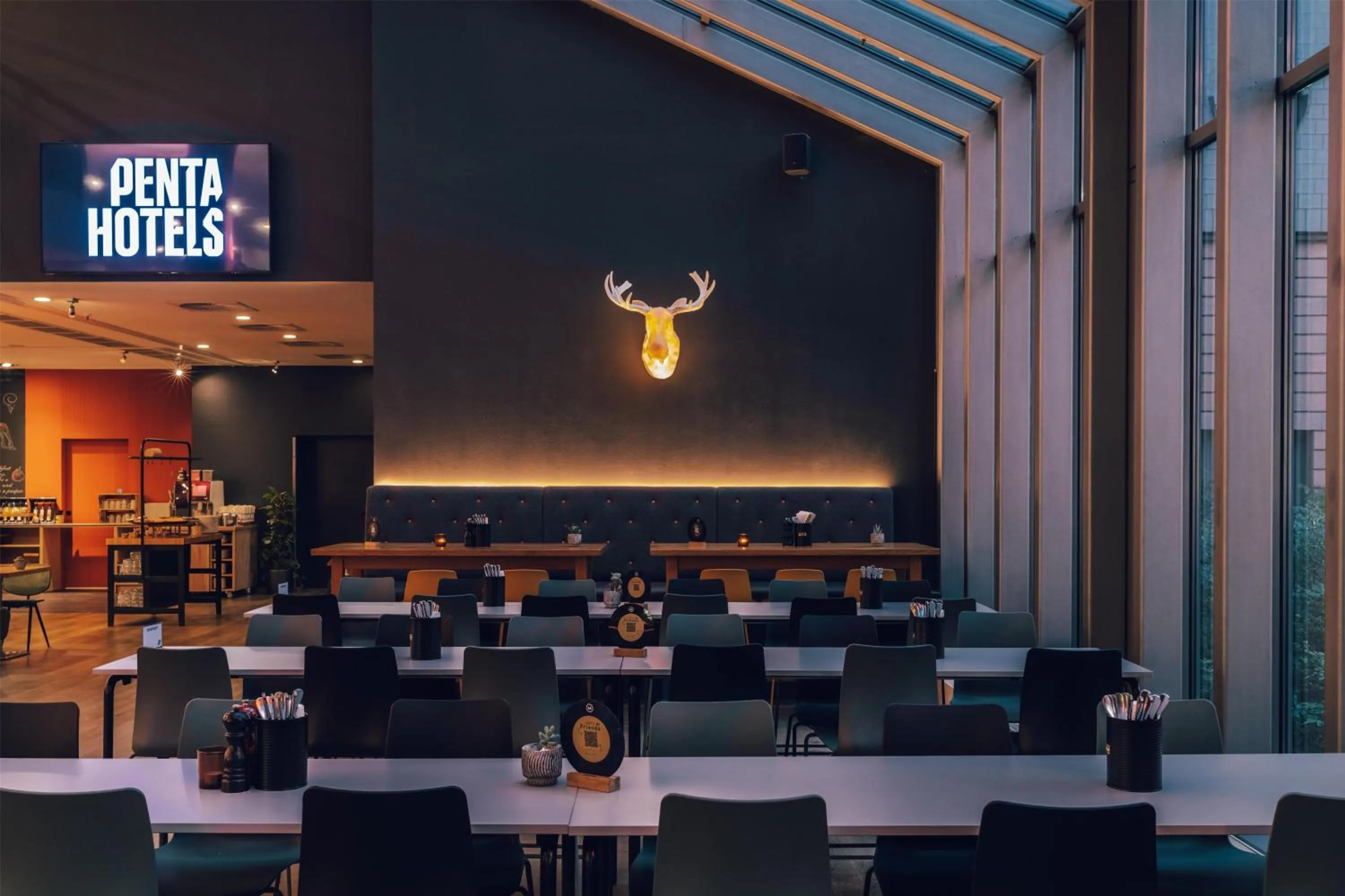 Restaurant/places to eat in Pentahotel Leipzig