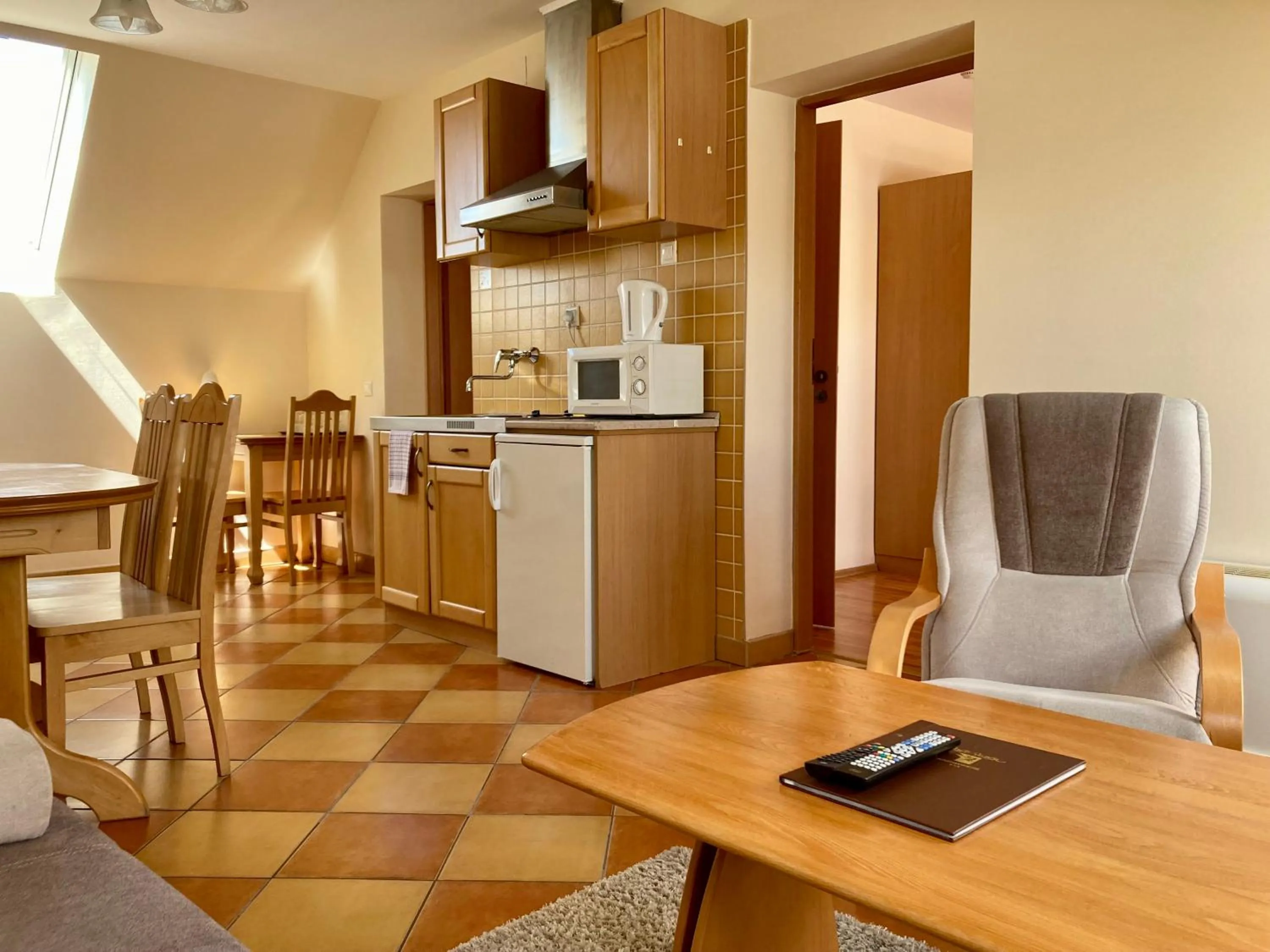 Living room in Hét Vezér Apartmanhotel