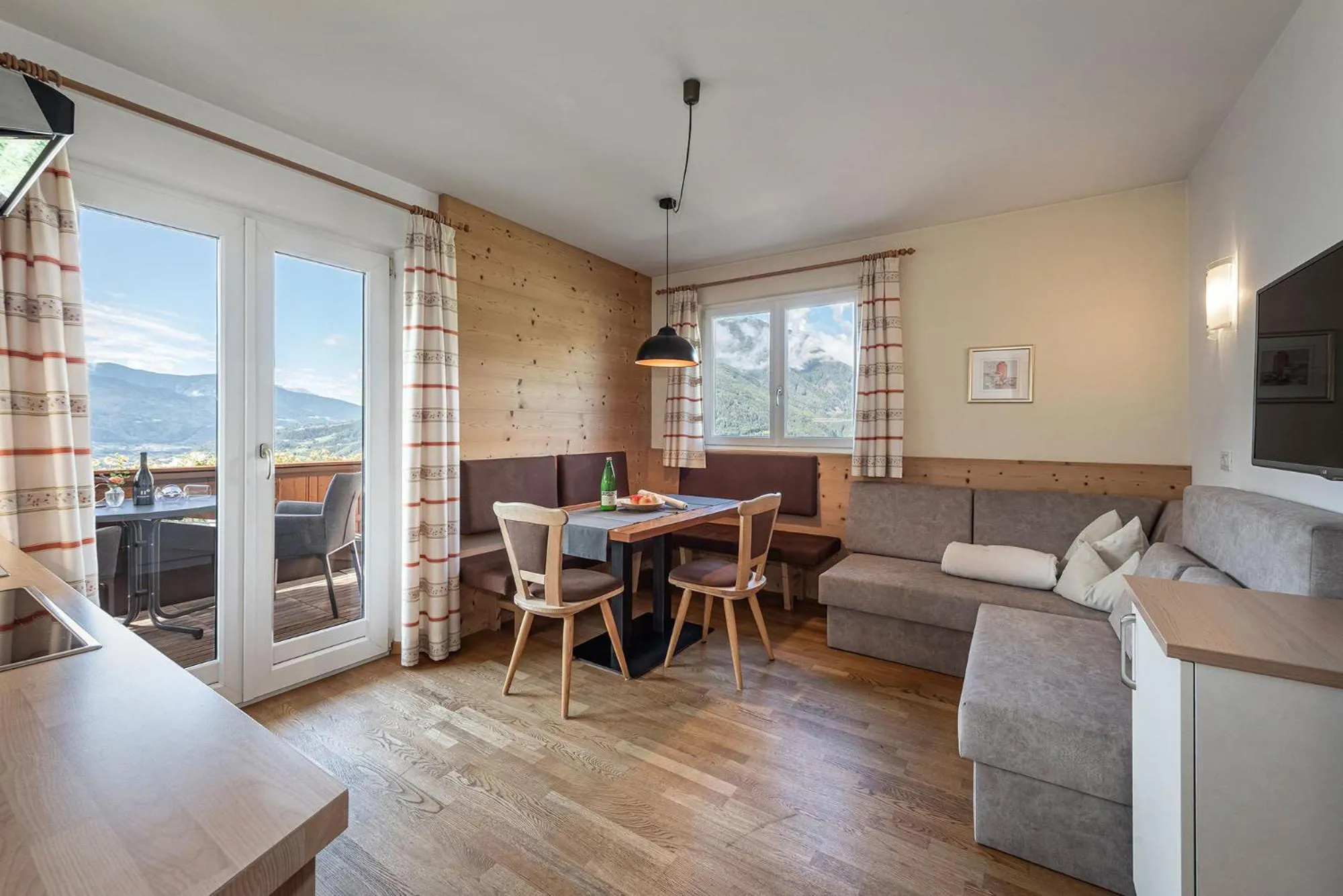 Living room in Tirolerhof - panoramic apartments