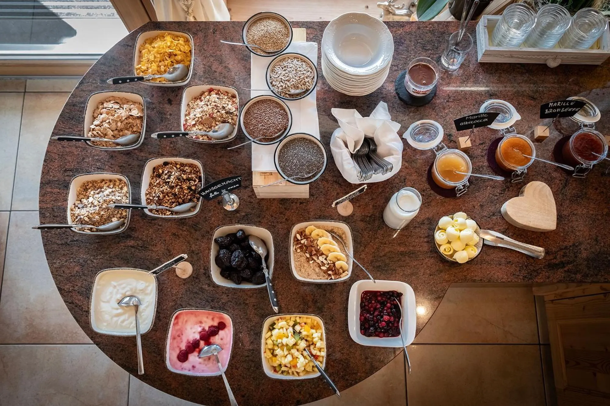 Breakfast in Tirolerhof - panoramic apartments