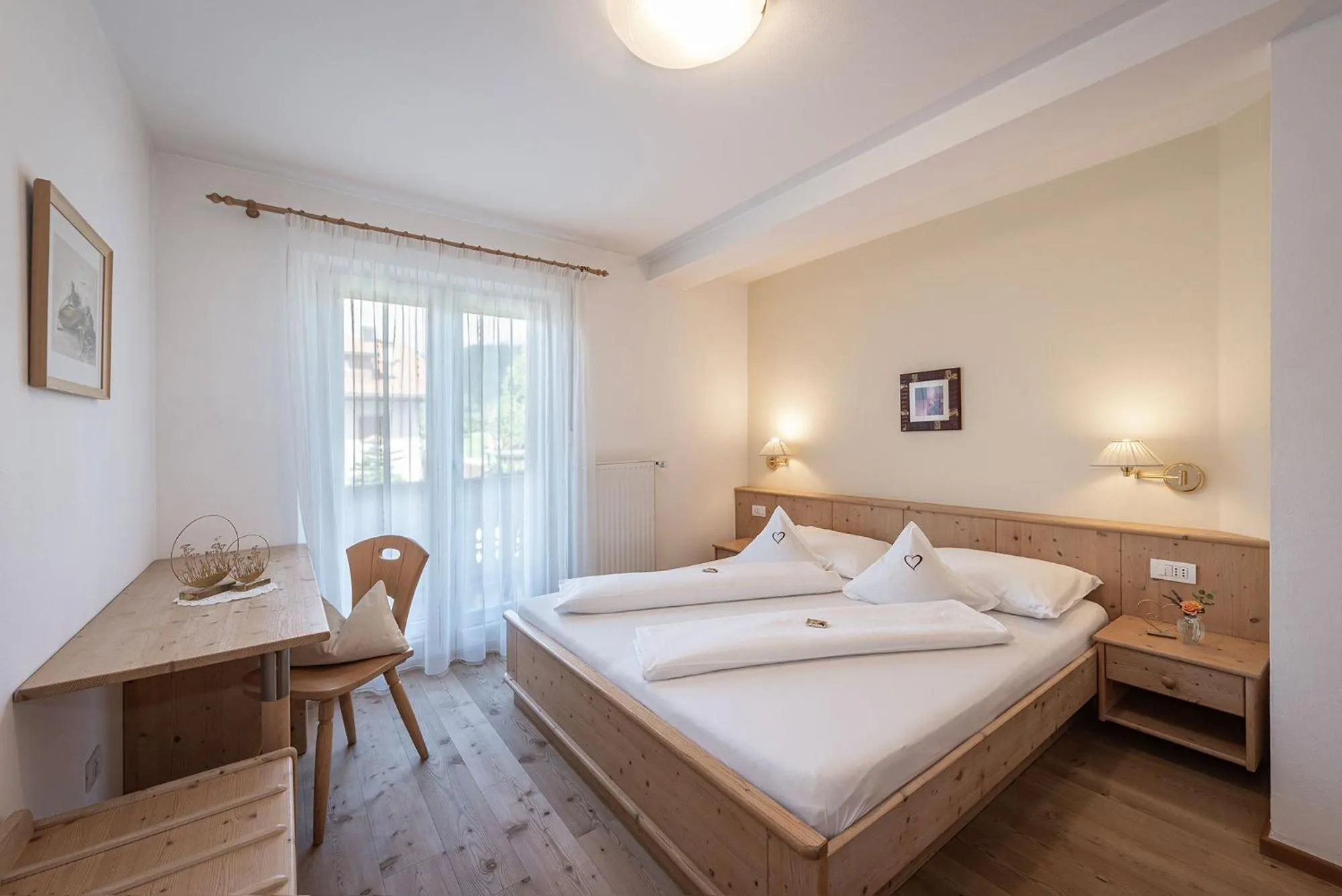 Photo of the whole room, Bed in Tirolerhof - panoramic apartments