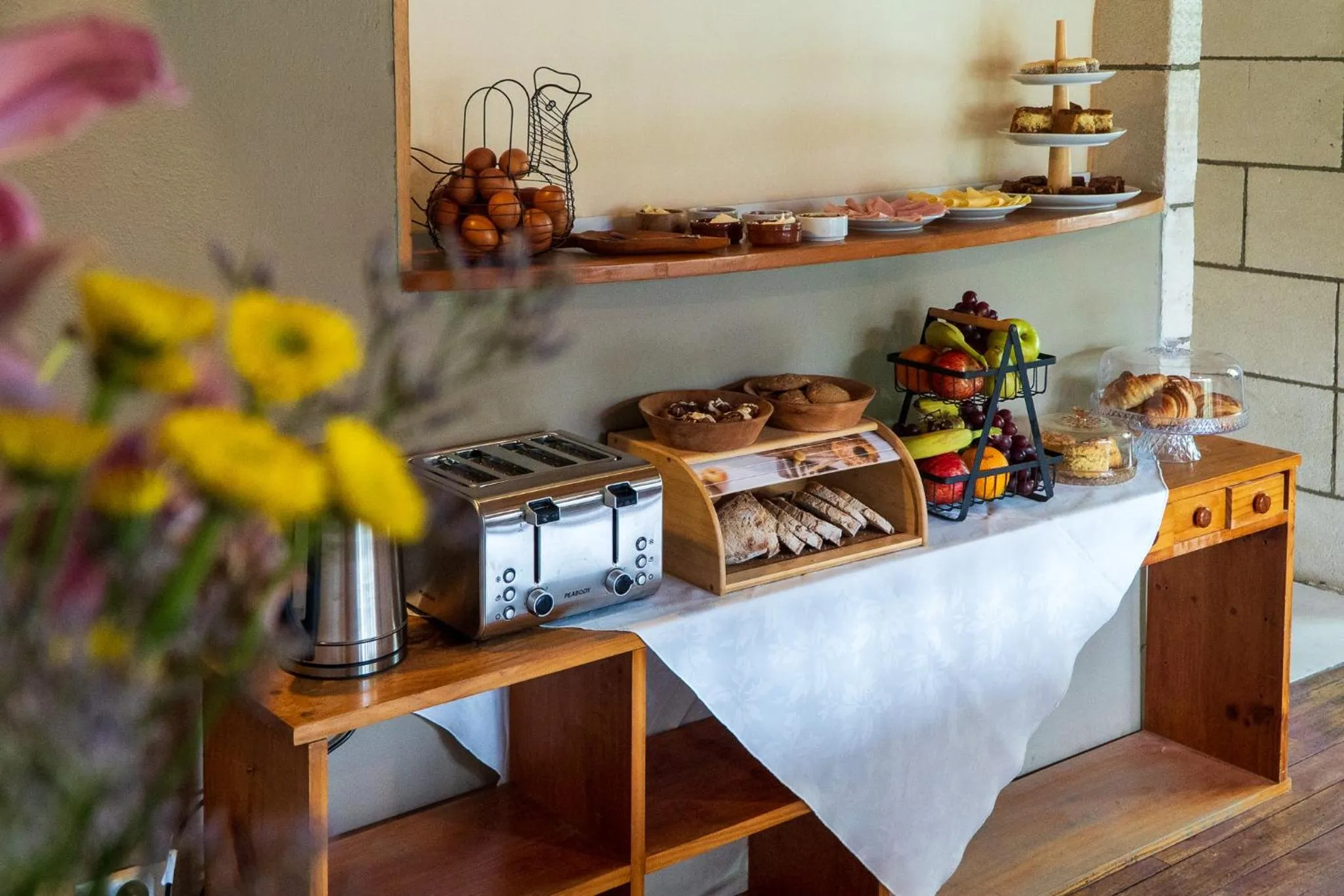 Food and drinks in Wesley House Hosteria Boutique