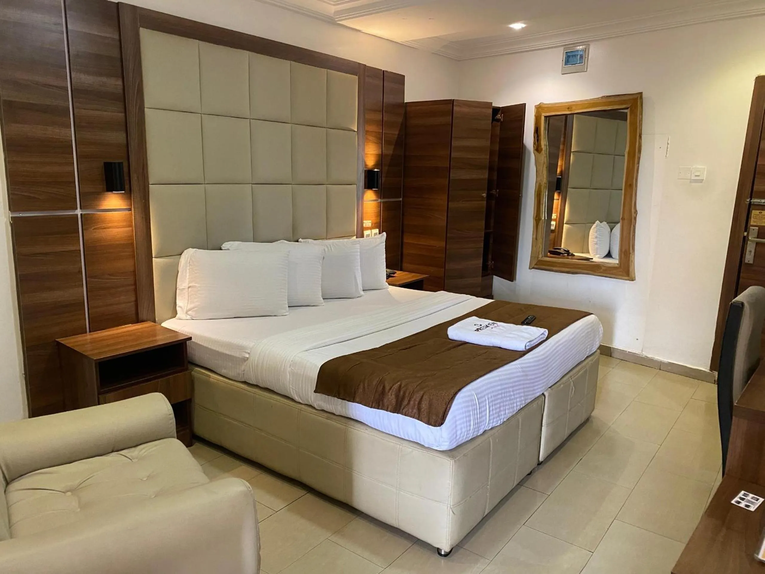 Bed in Presken Hotel Alade, Ikeja