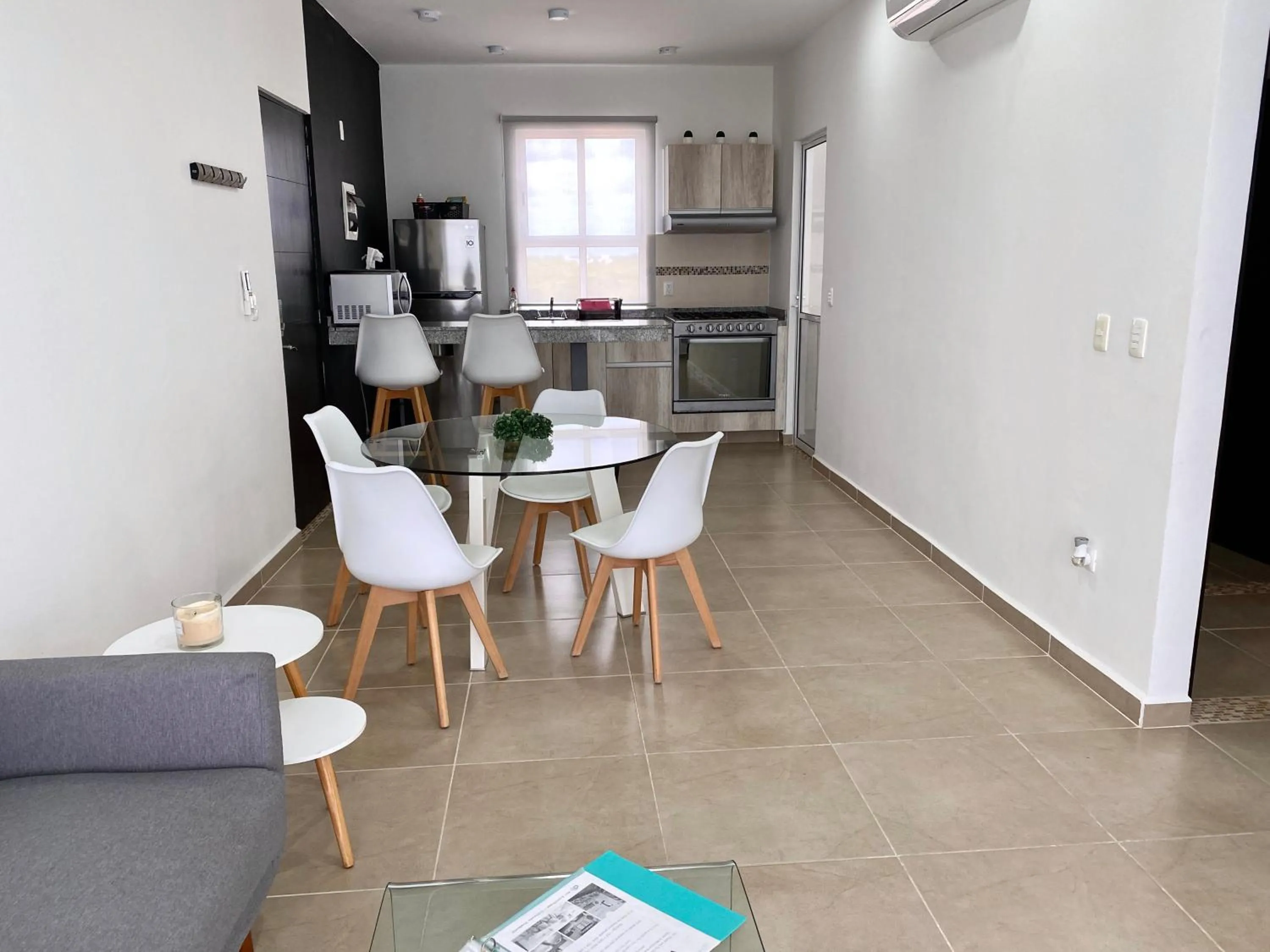 Kitchen or kitchenette in Dreams Lagoon by Andiani Travel