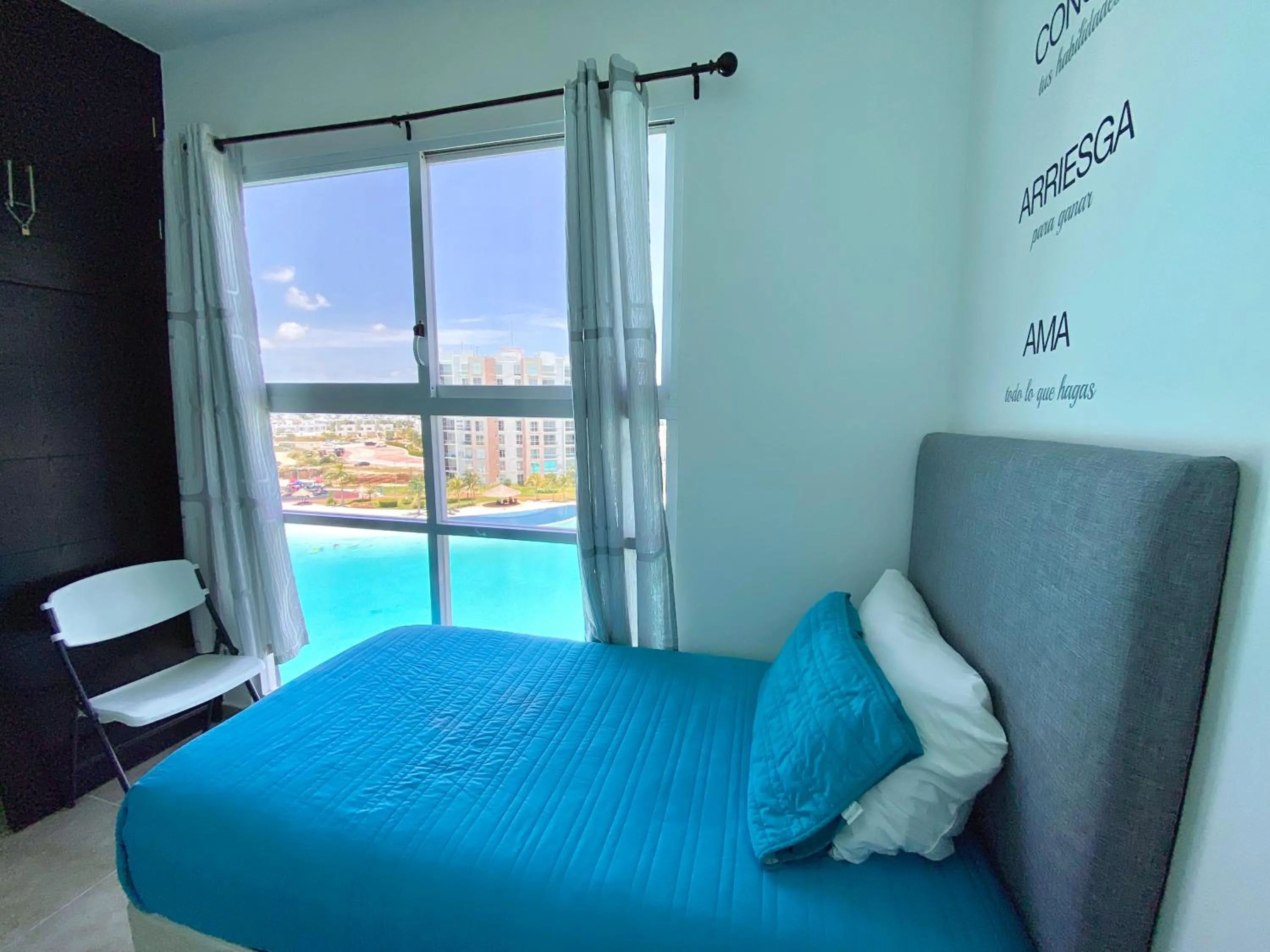 Bed in Dreams Lagoon by Andiani Travel