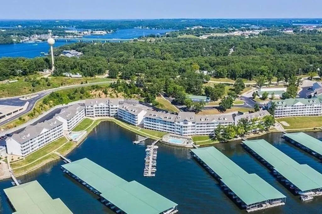 Property building in Family Fun Lakefront Condo at Parkview Bay