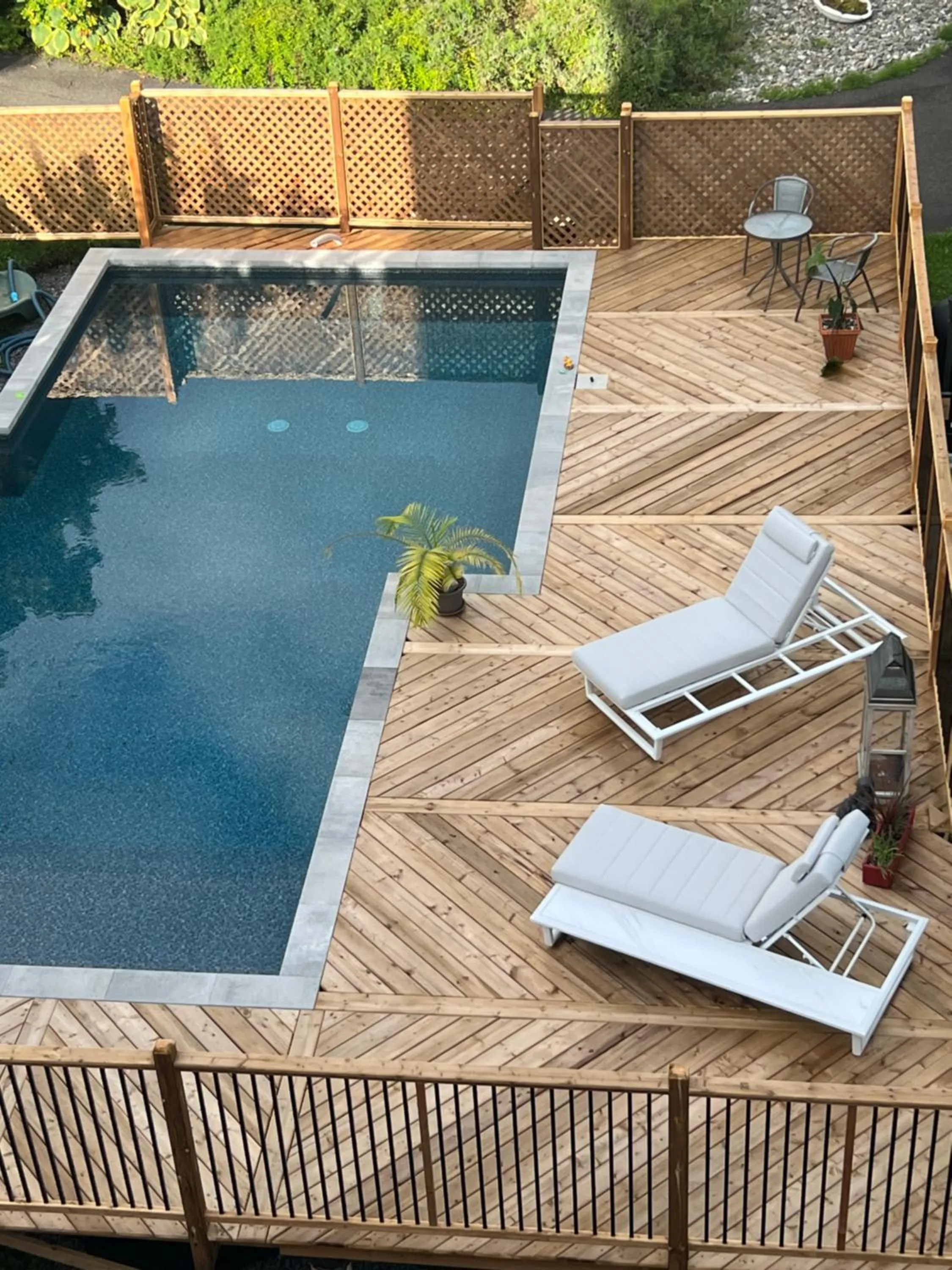 Pool view in La Demeure du Capitaine