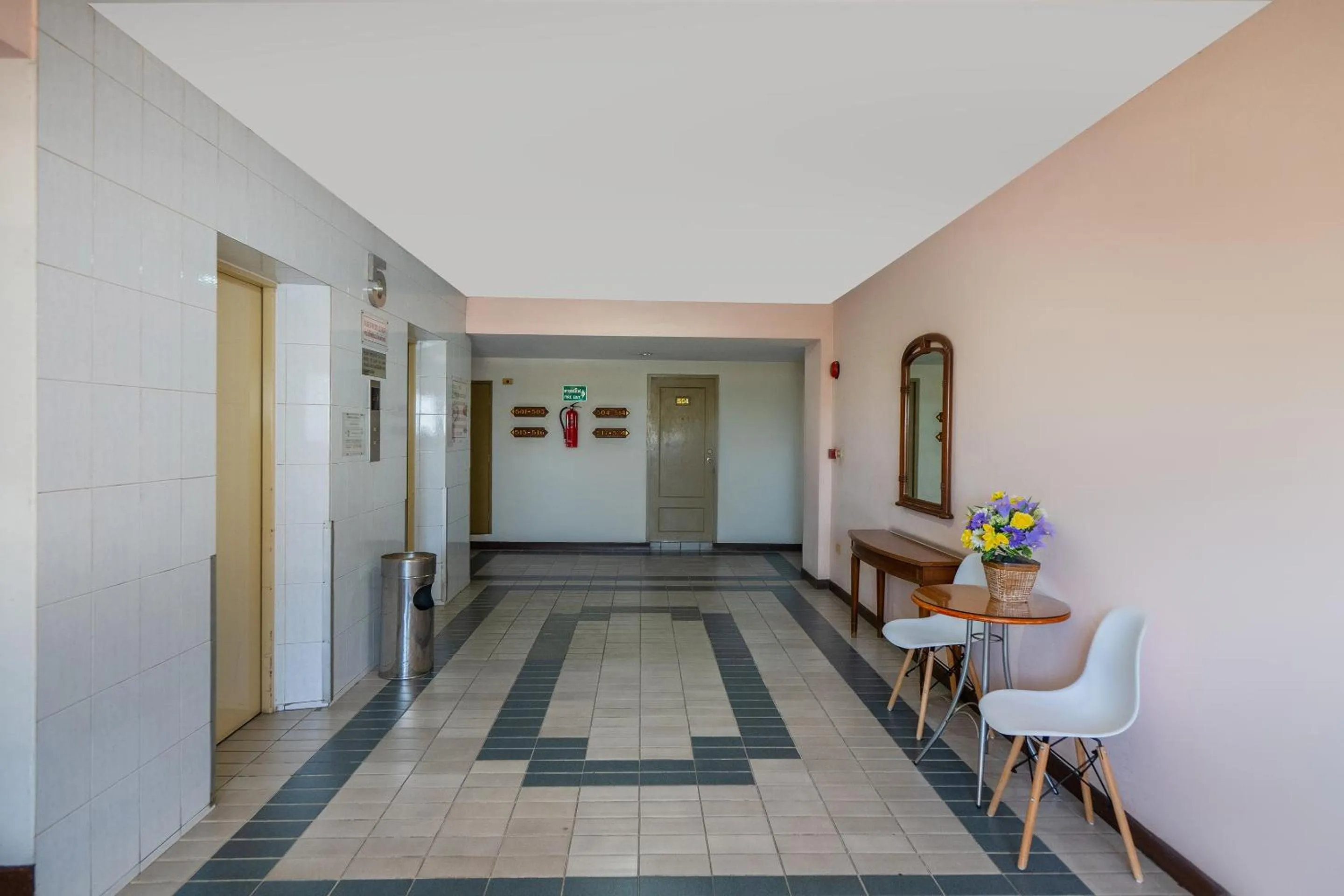 Lobby or reception in L.A. Tower Hotel