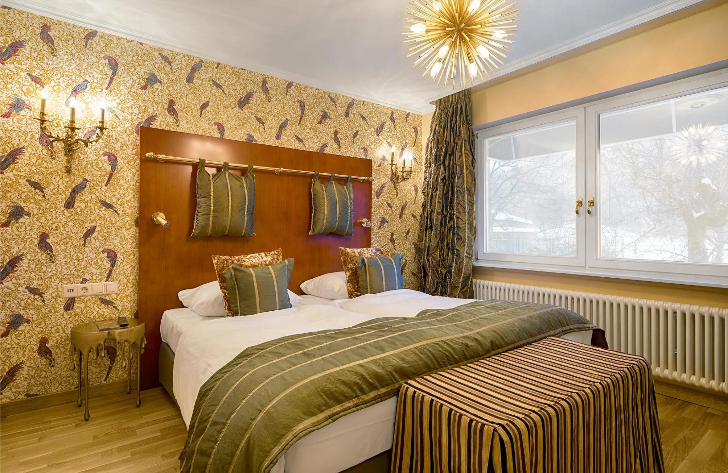 Bed in Parkhotel Adler