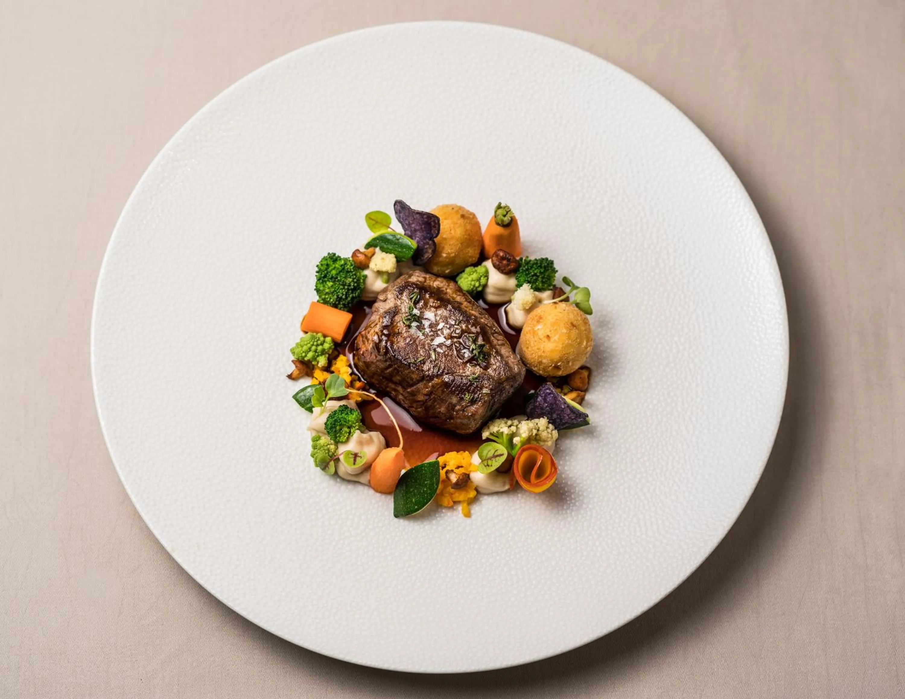 Food and drinks in Parkhotel Adler