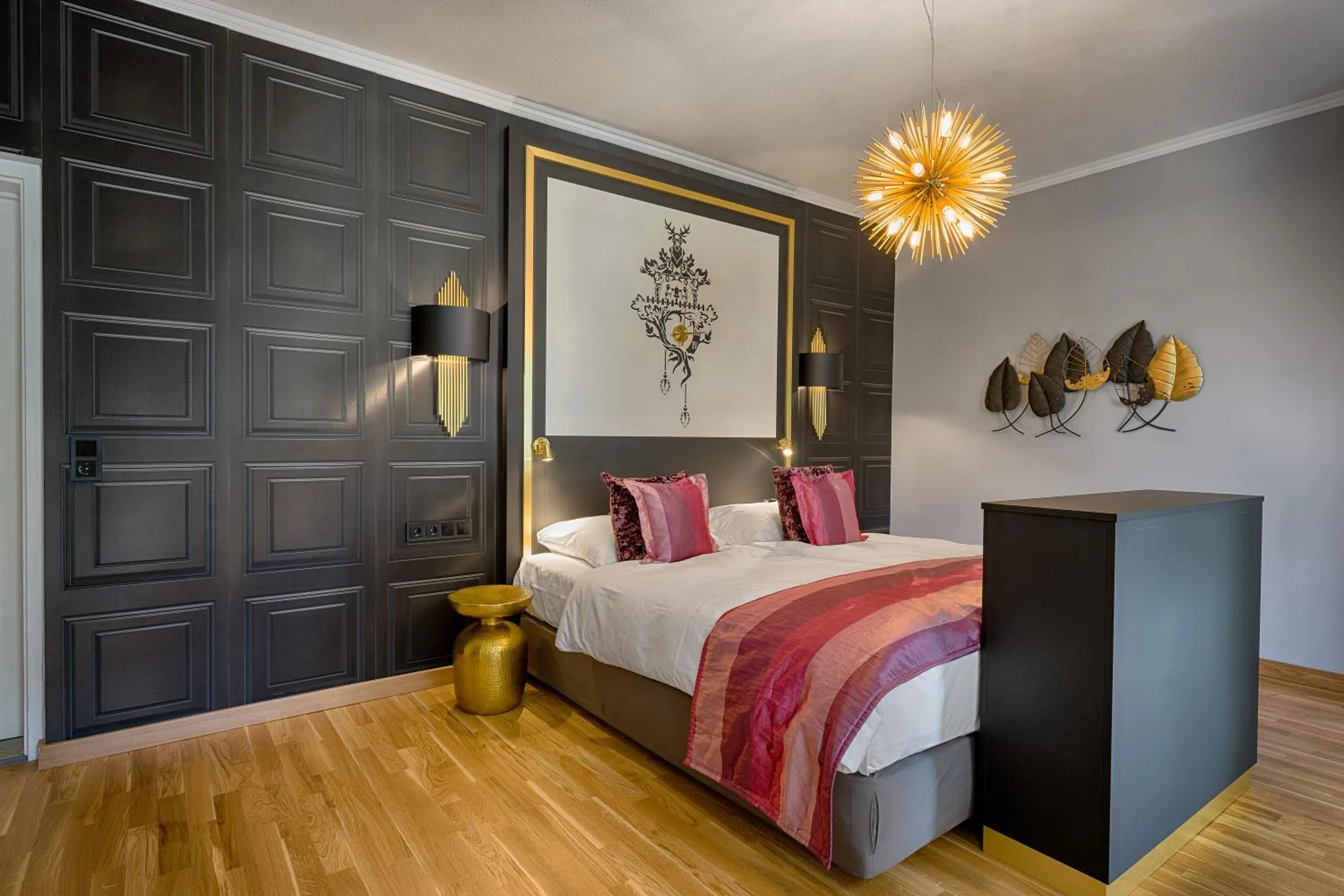 Bed in Parkhotel Adler