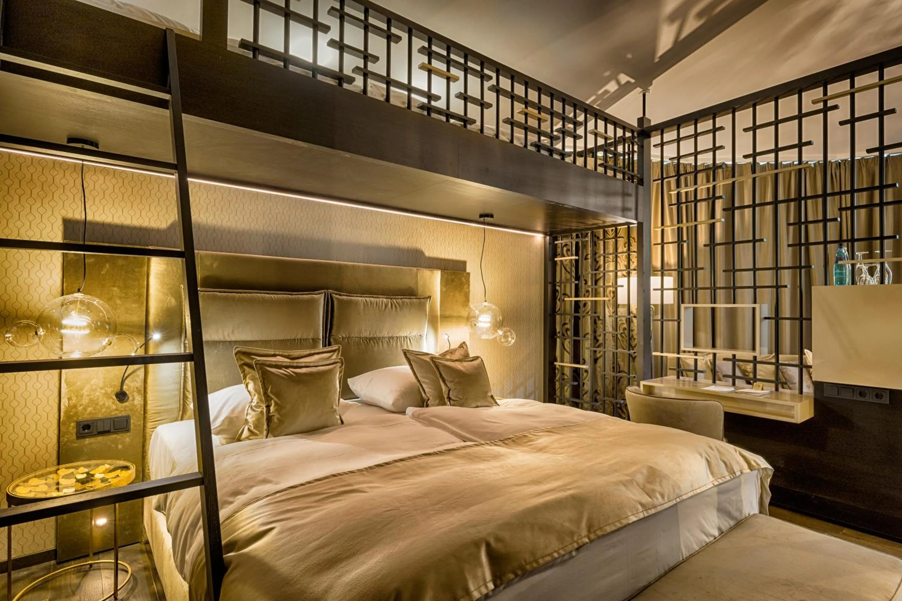 Bed in Parkhotel Adler