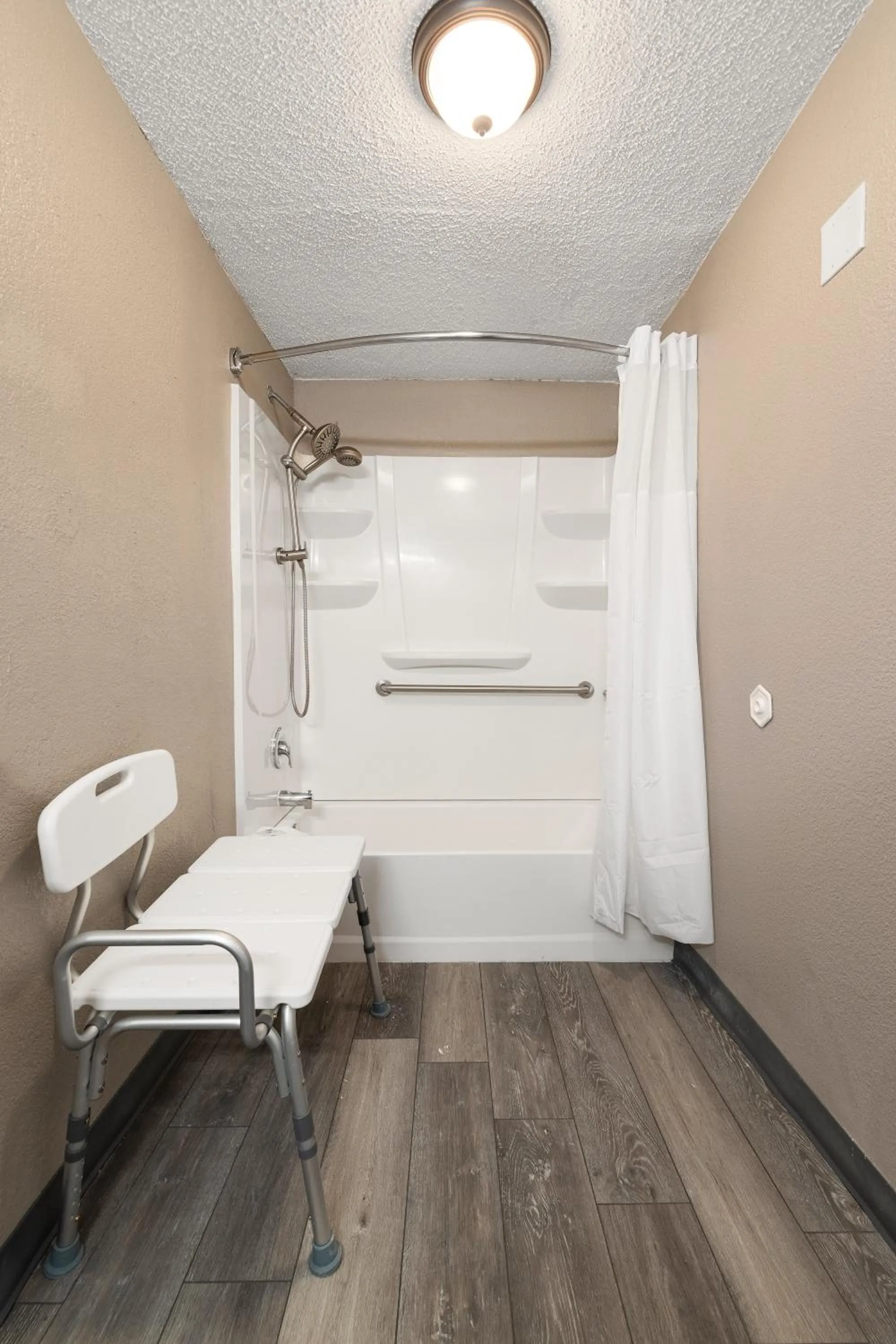 Bathroom in Studio 6 Tucson, AZ - North