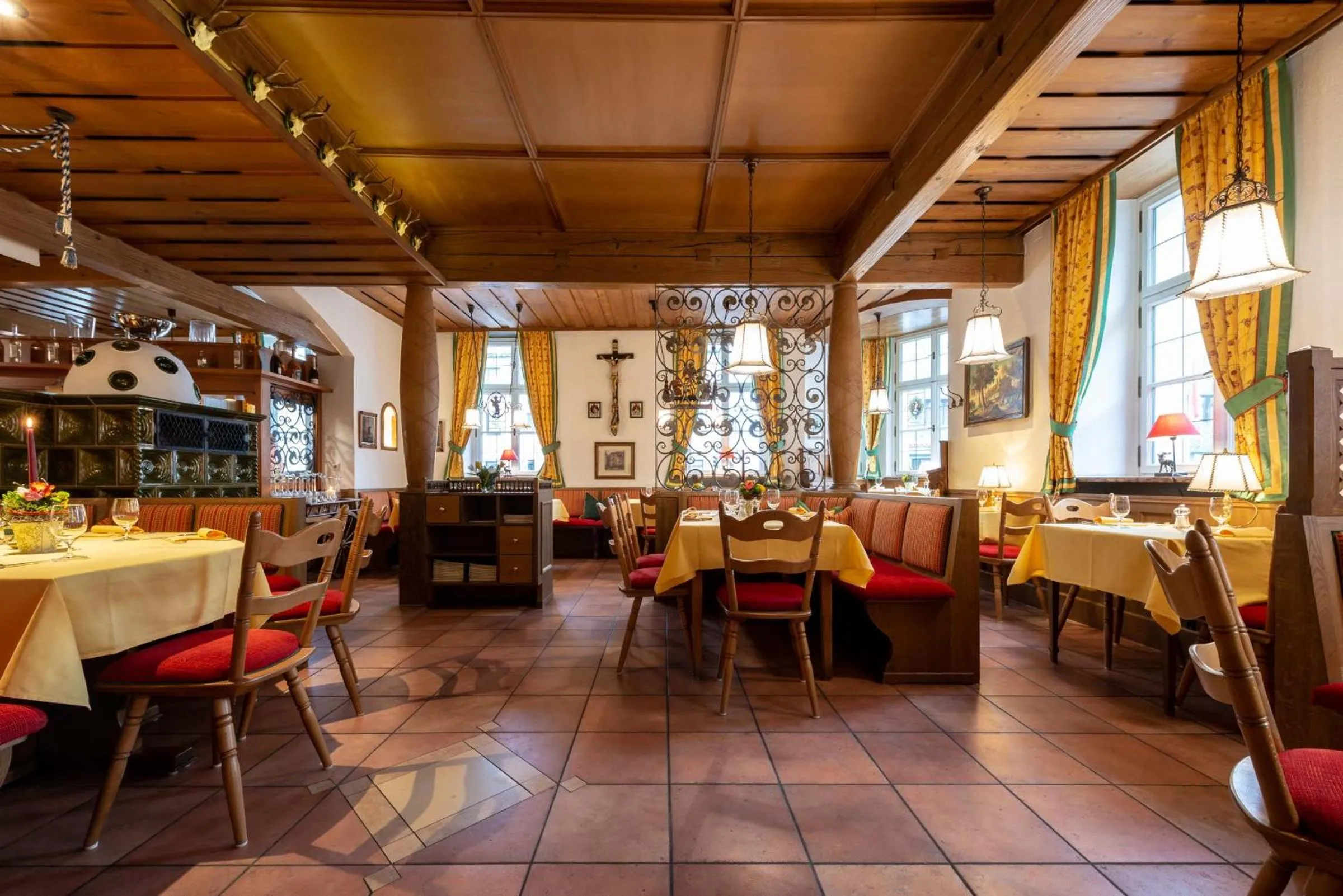Restaurant/places to eat in Romantik Hotel zur Post