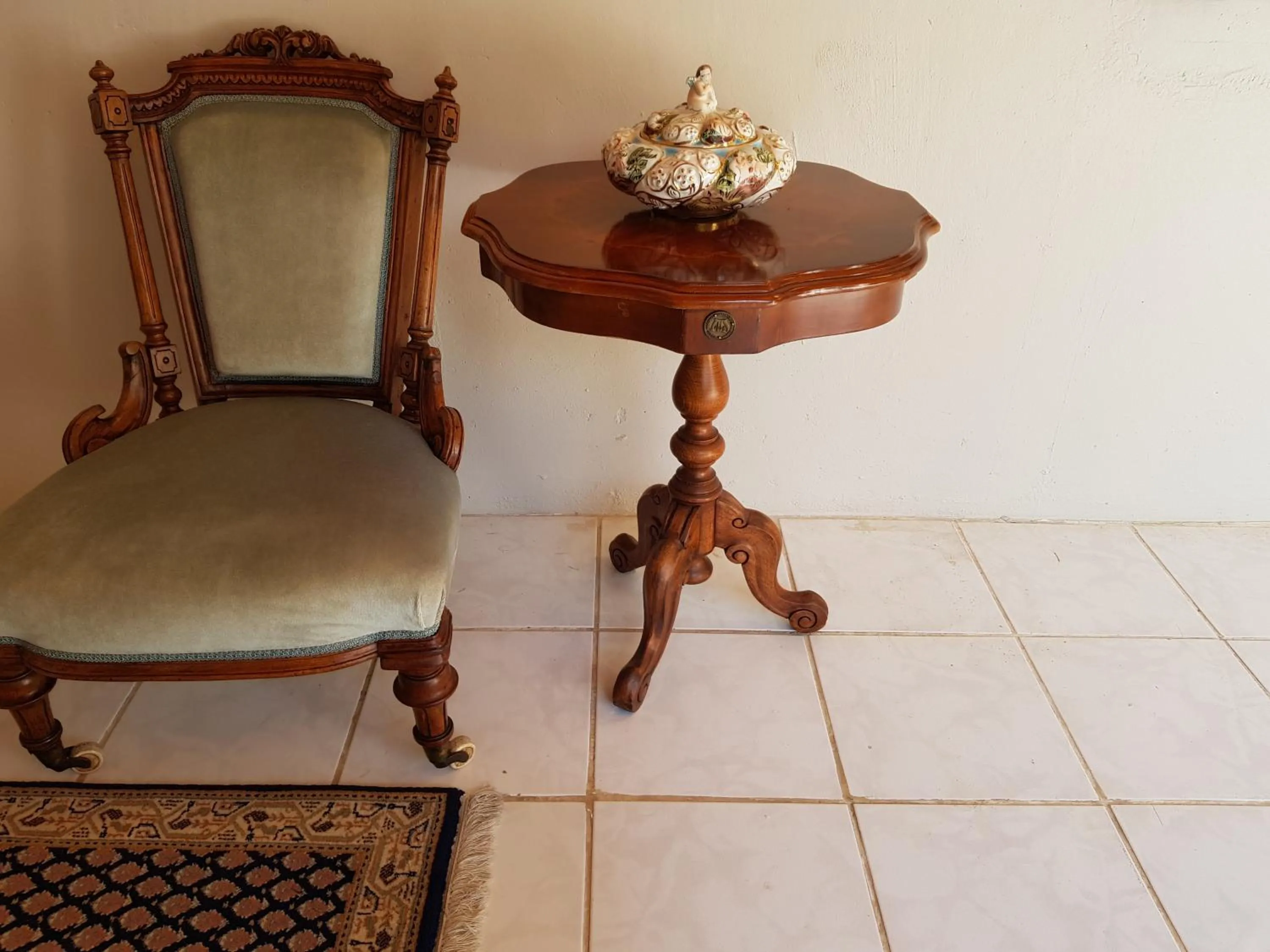 Decorative detail in Mountain View Country Estate