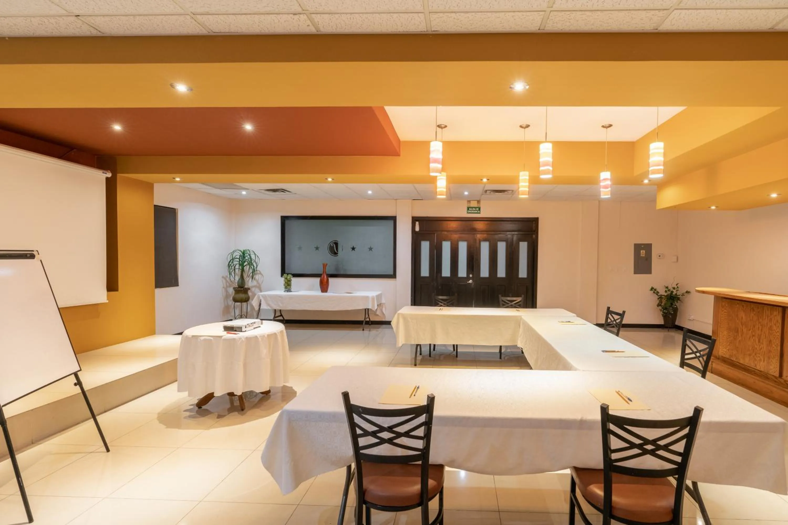 Meeting/conference room in Hotel Sntenario