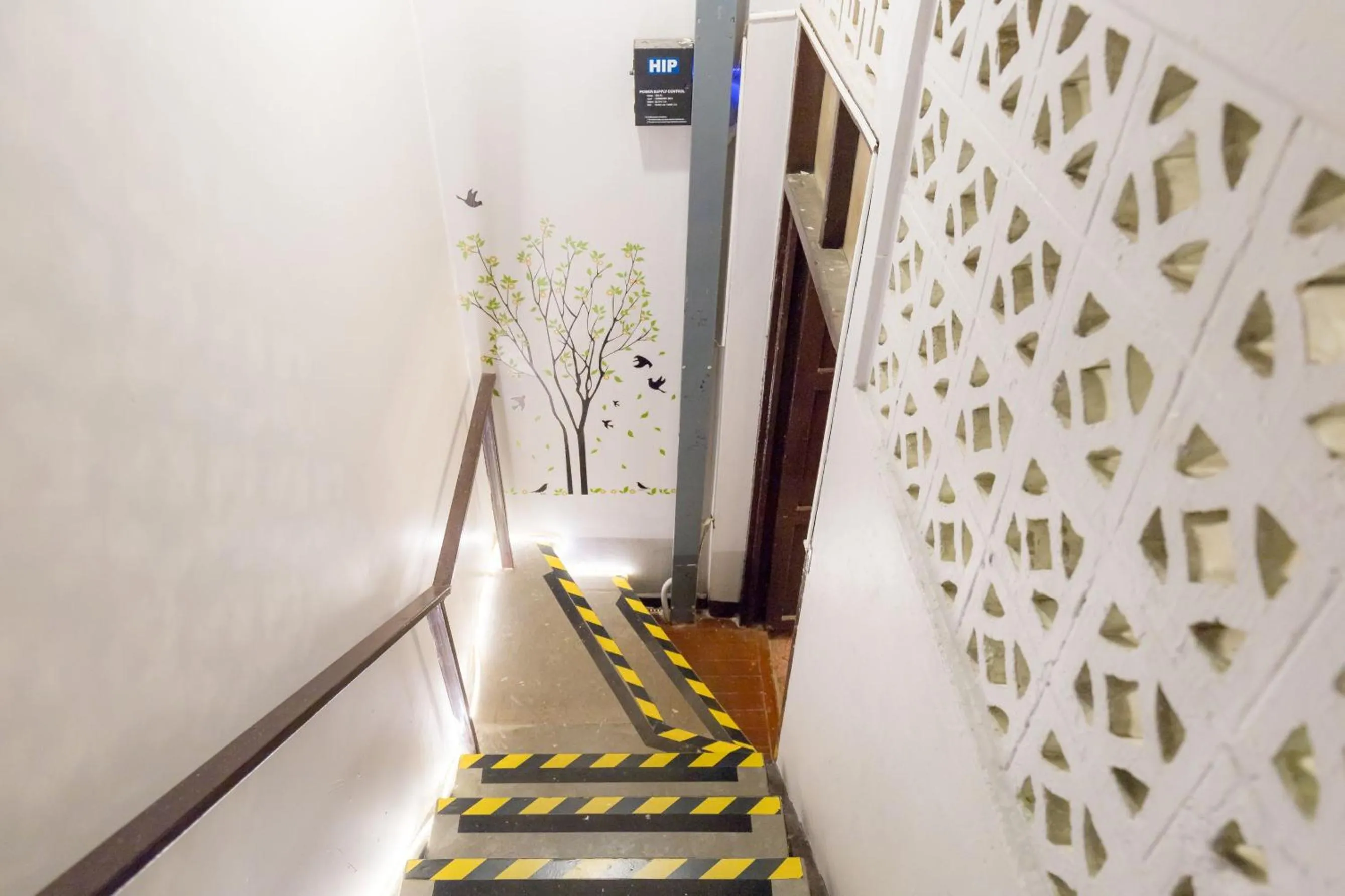 Area and facilities in Hostel Lemon Siam Petchaburi Road