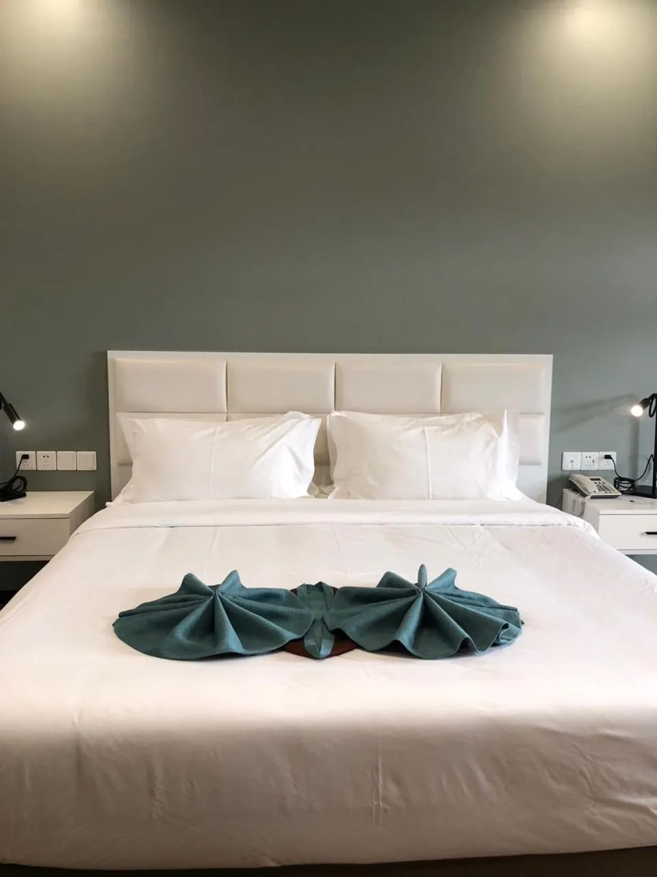 Bed in Fan's Hotel Baybay