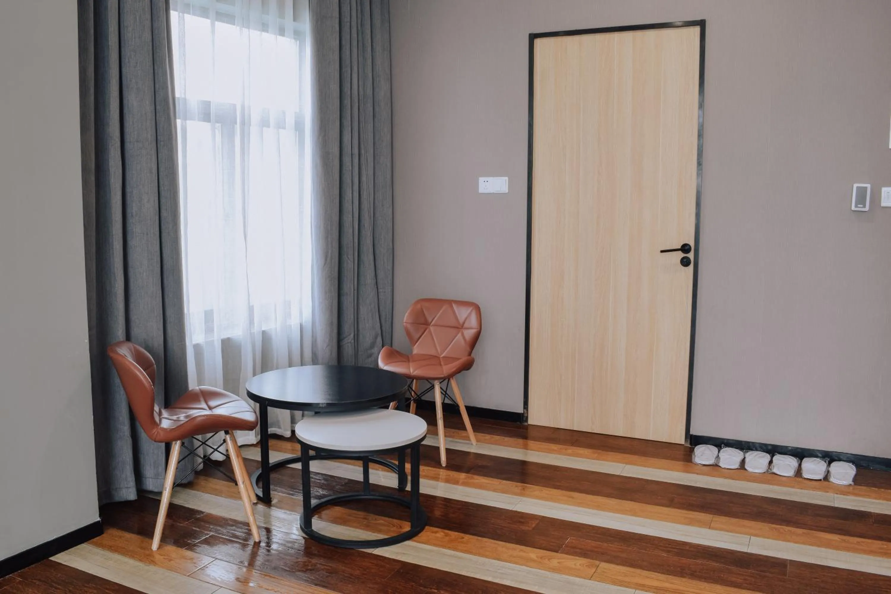 Seating area in Fan's Hotel Baybay