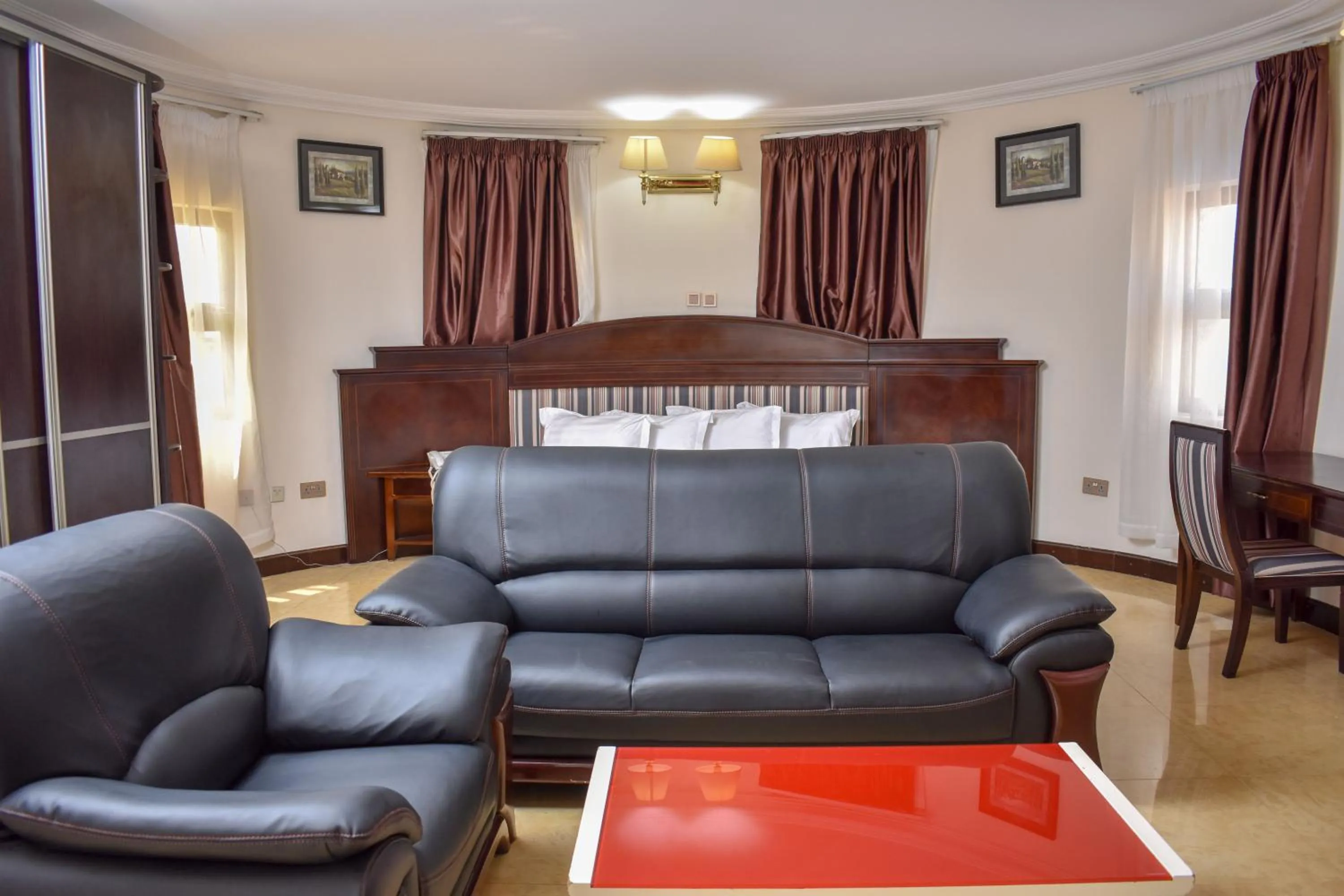 Living room in Sonia Hotel