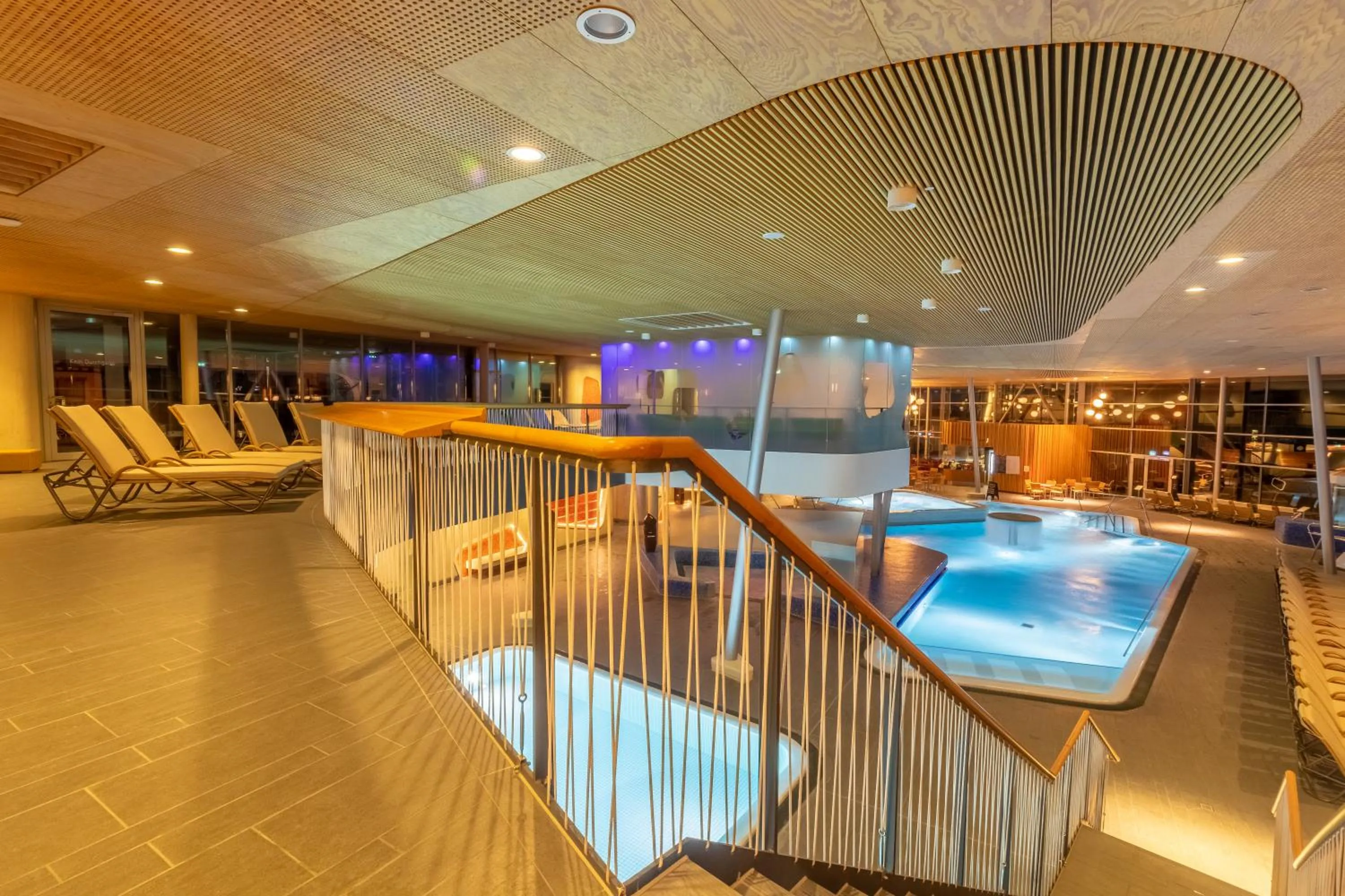 Hot Spring Bath in Emser ThermenHotel