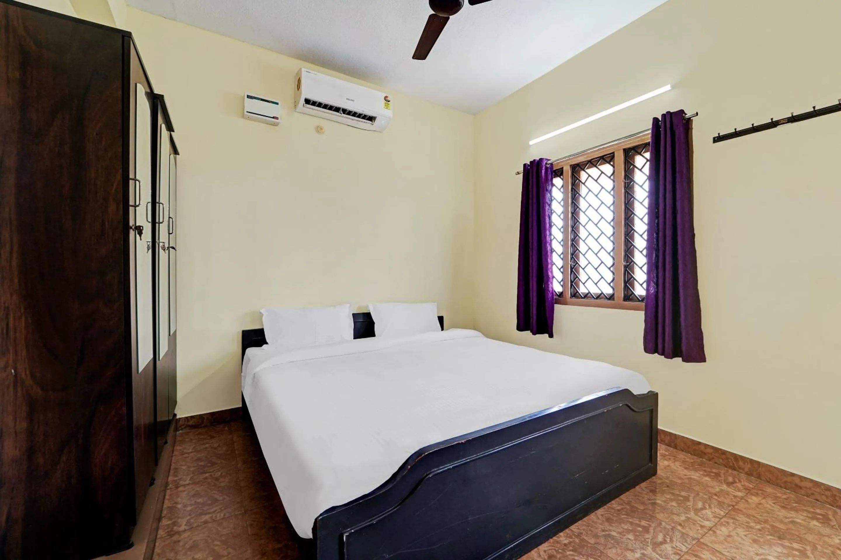 Bedroom, Bed in Collection O Senthamizh Residency